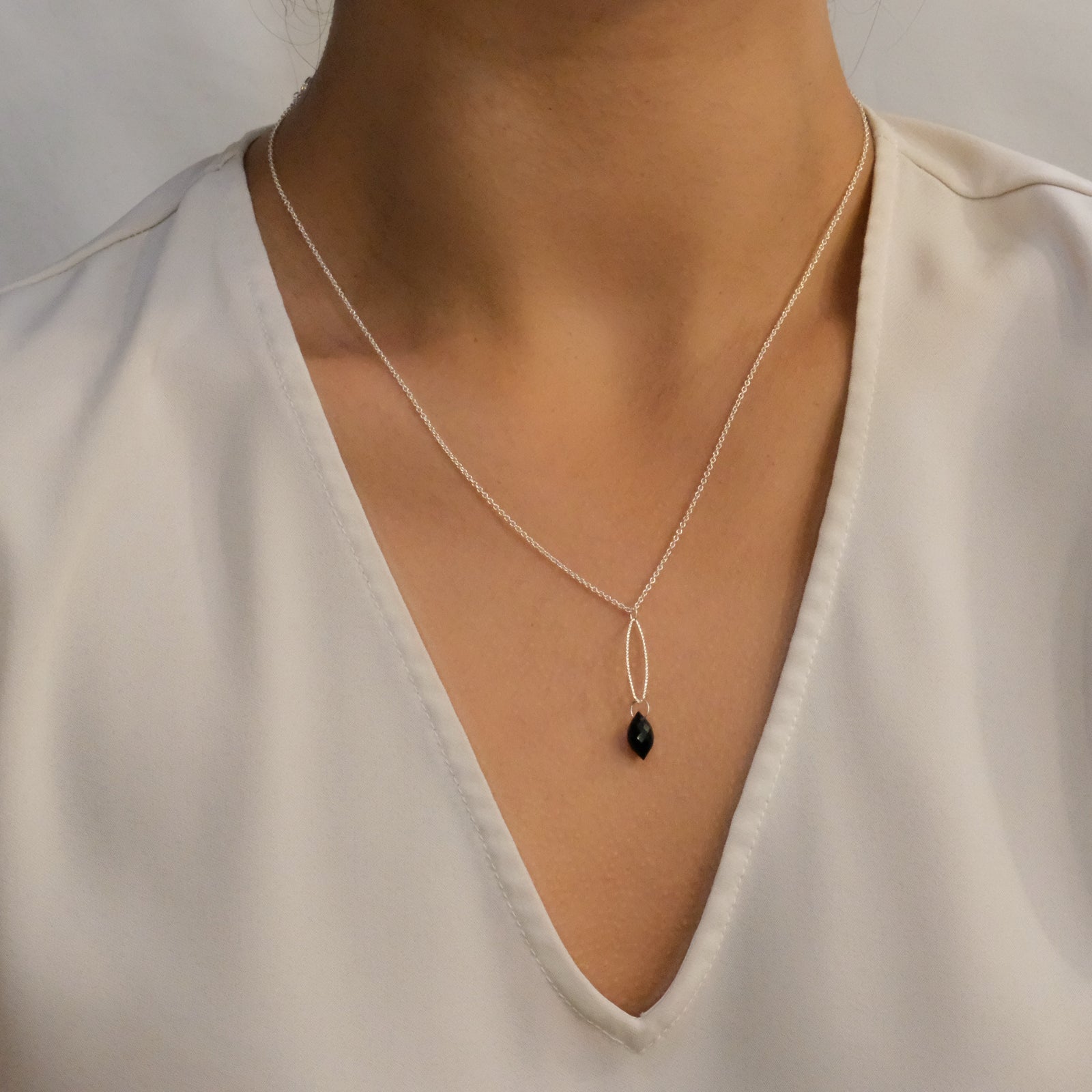 farah necklace