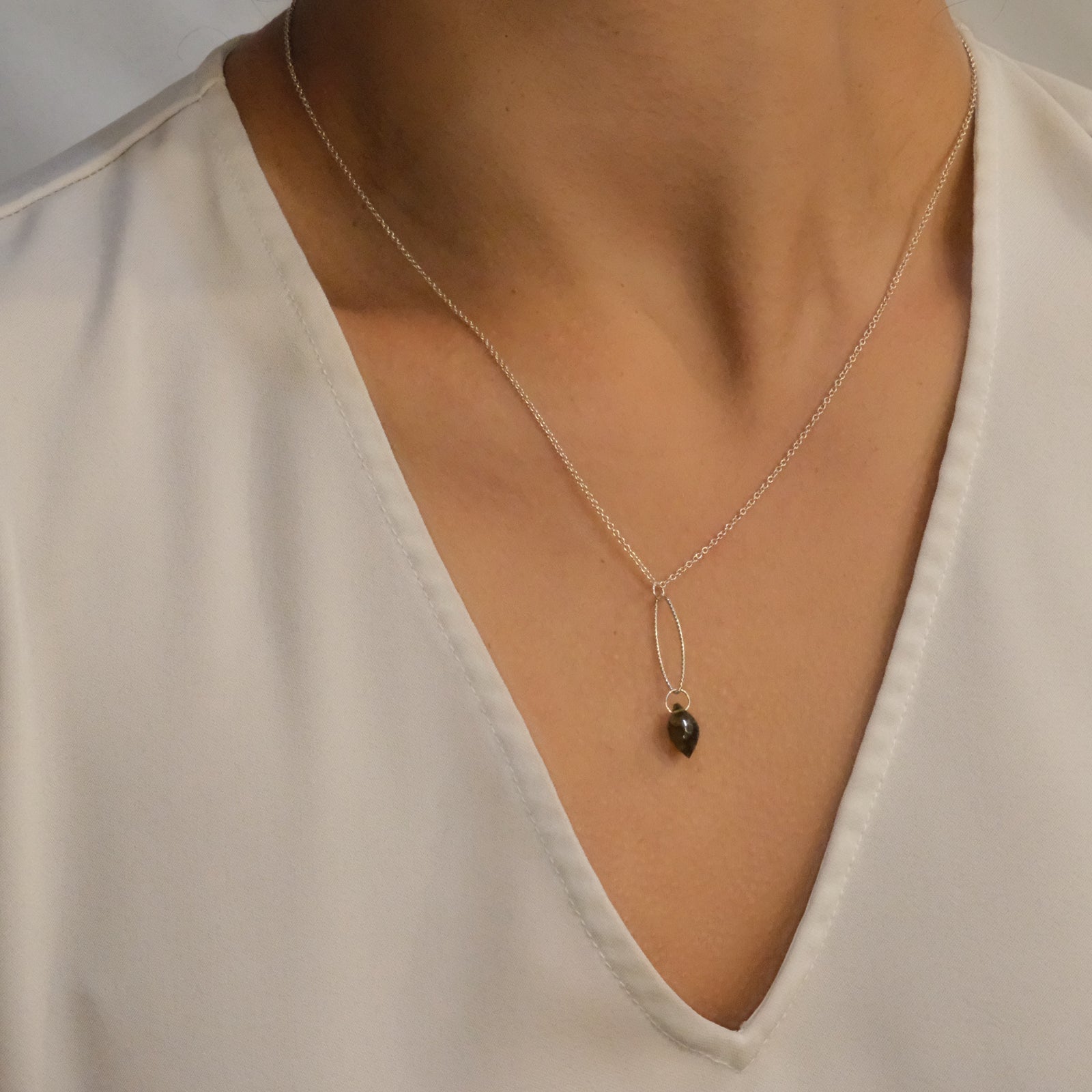 farah necklace