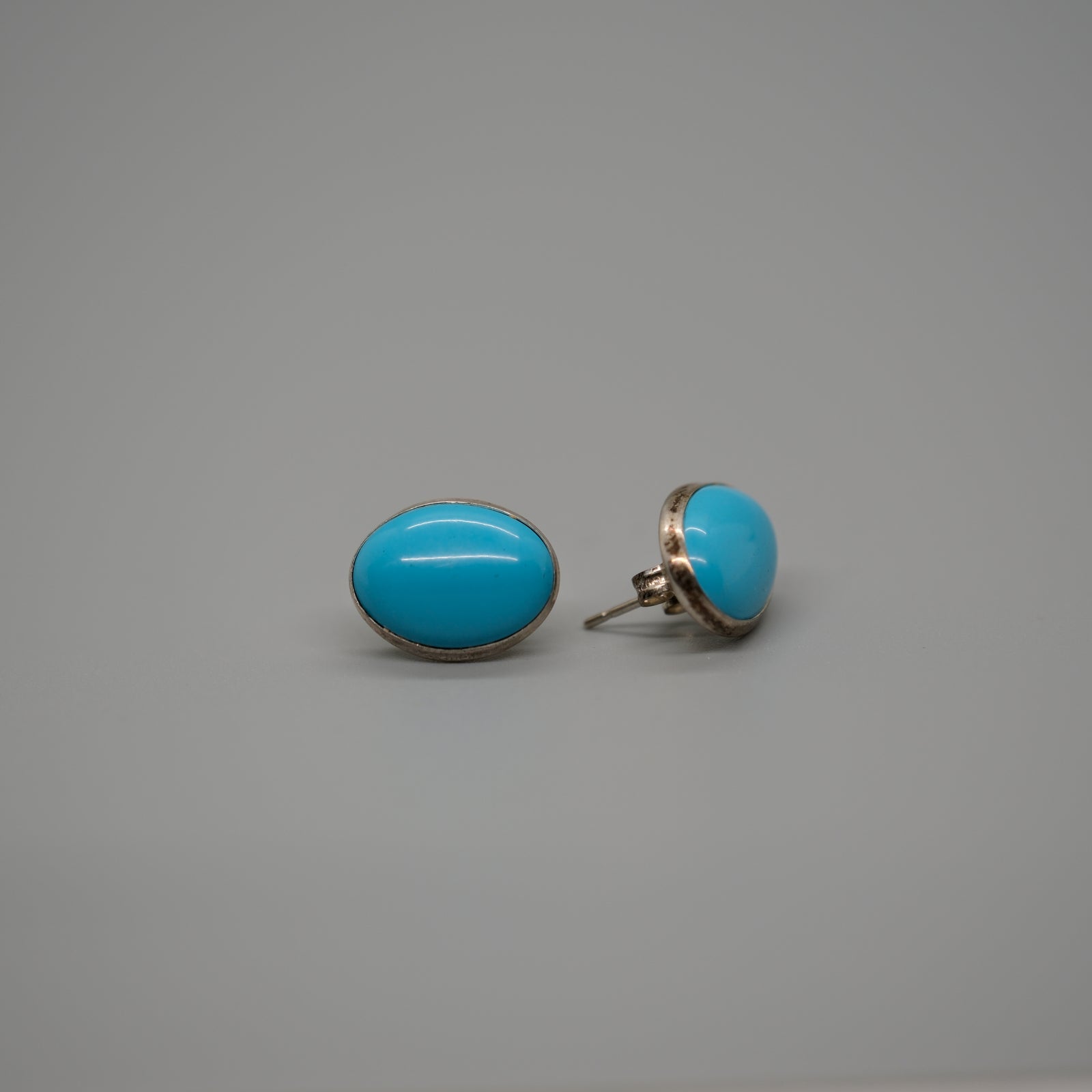 Oval Turquoise stud earrings