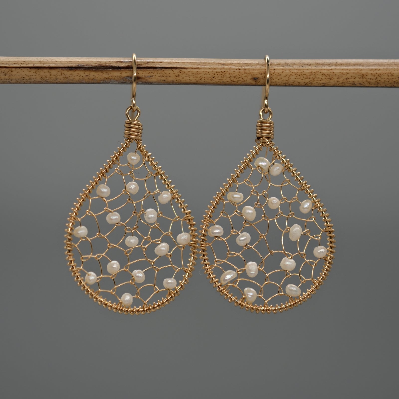 leila earrings