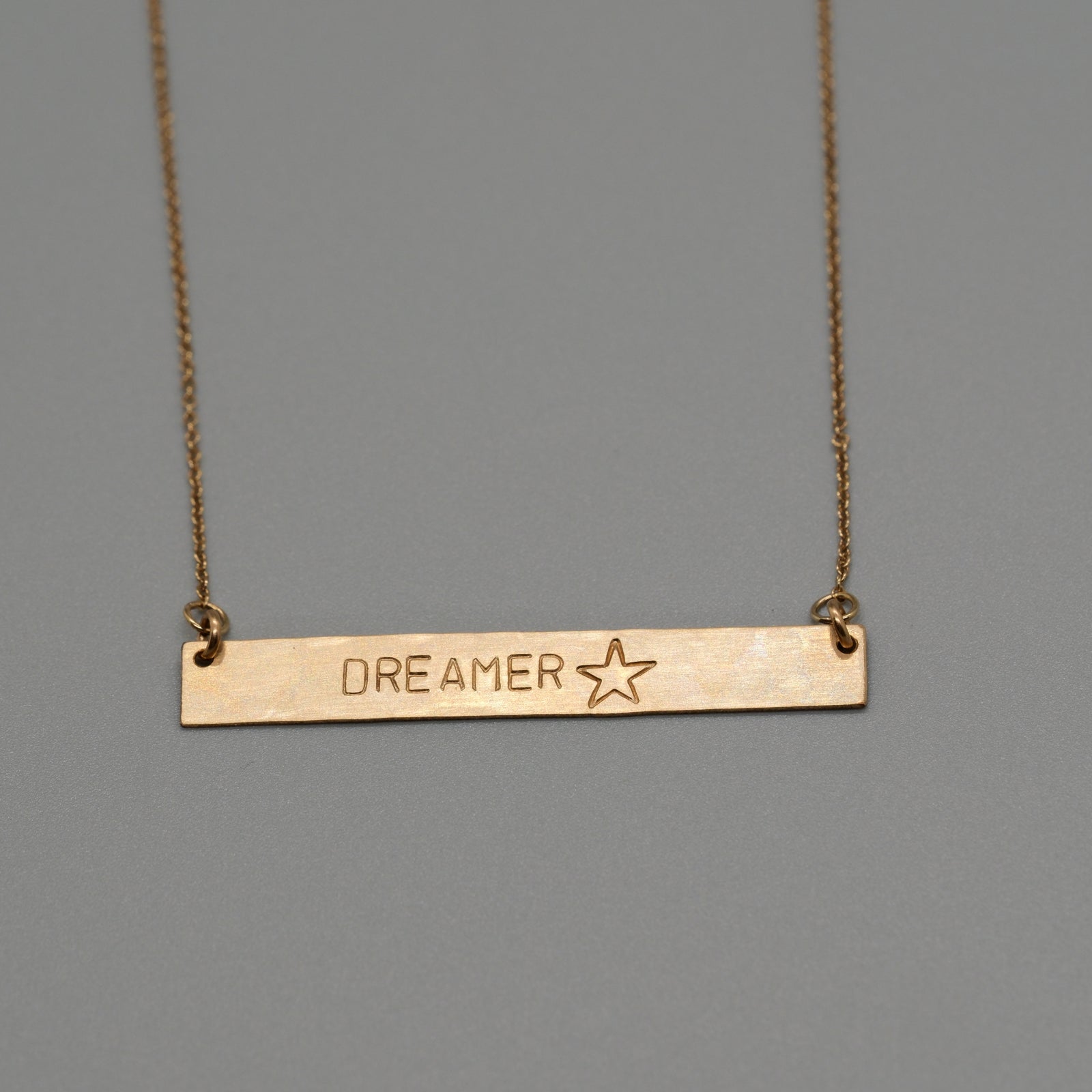 dreamer bar necklace