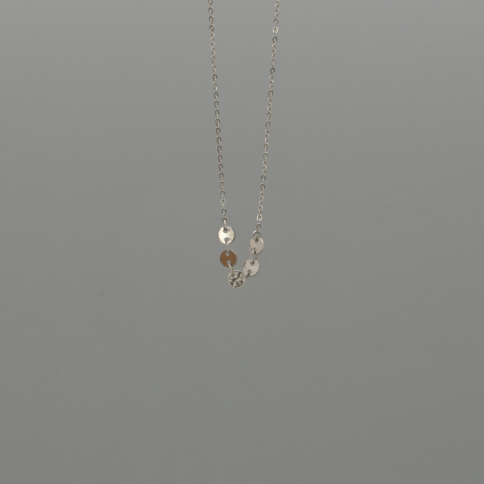 little discs necklace