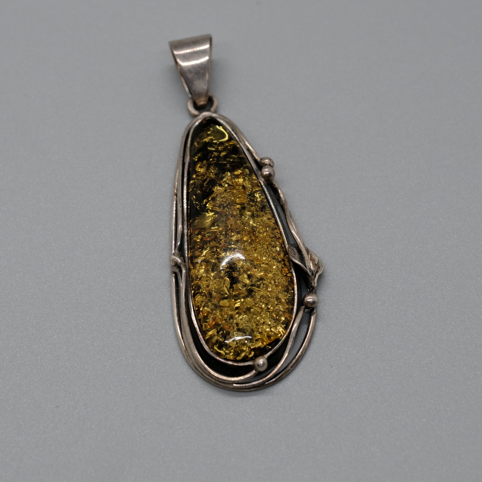 Meadow Moss Amber Pendant
