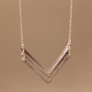 Jessica DeCarlo - Small triple chevron necklace in silver