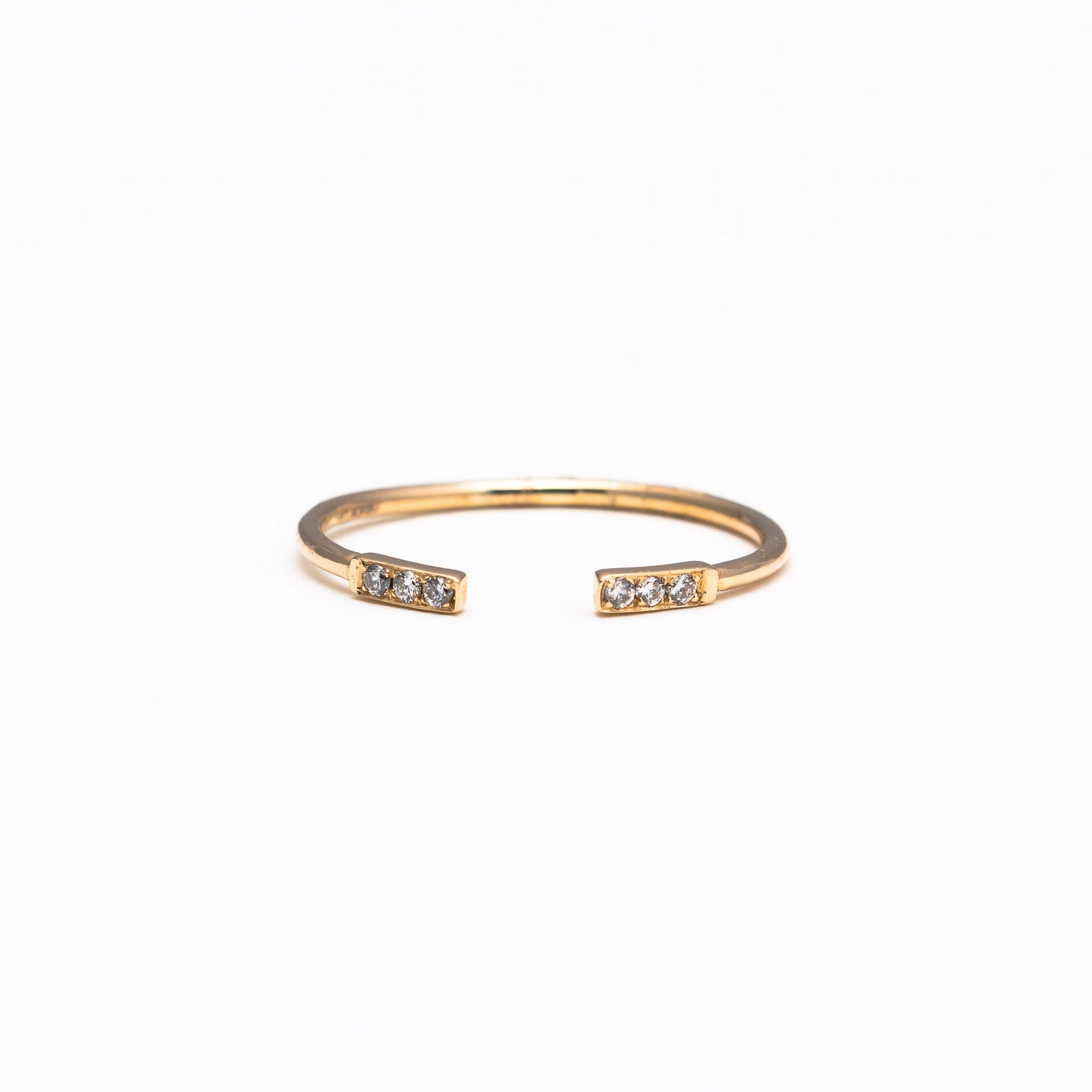 NFC - Double bar open ring
