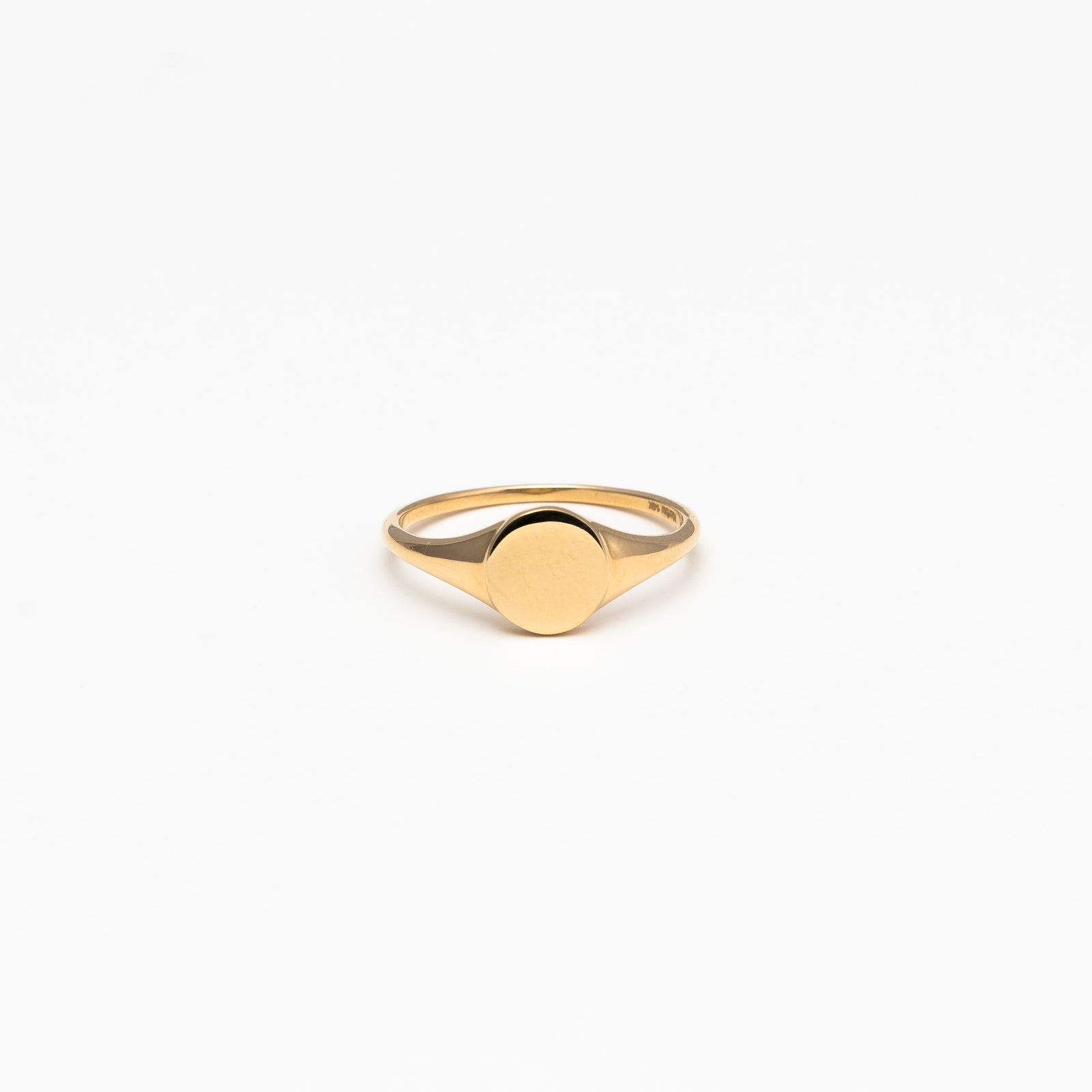 Signet ring