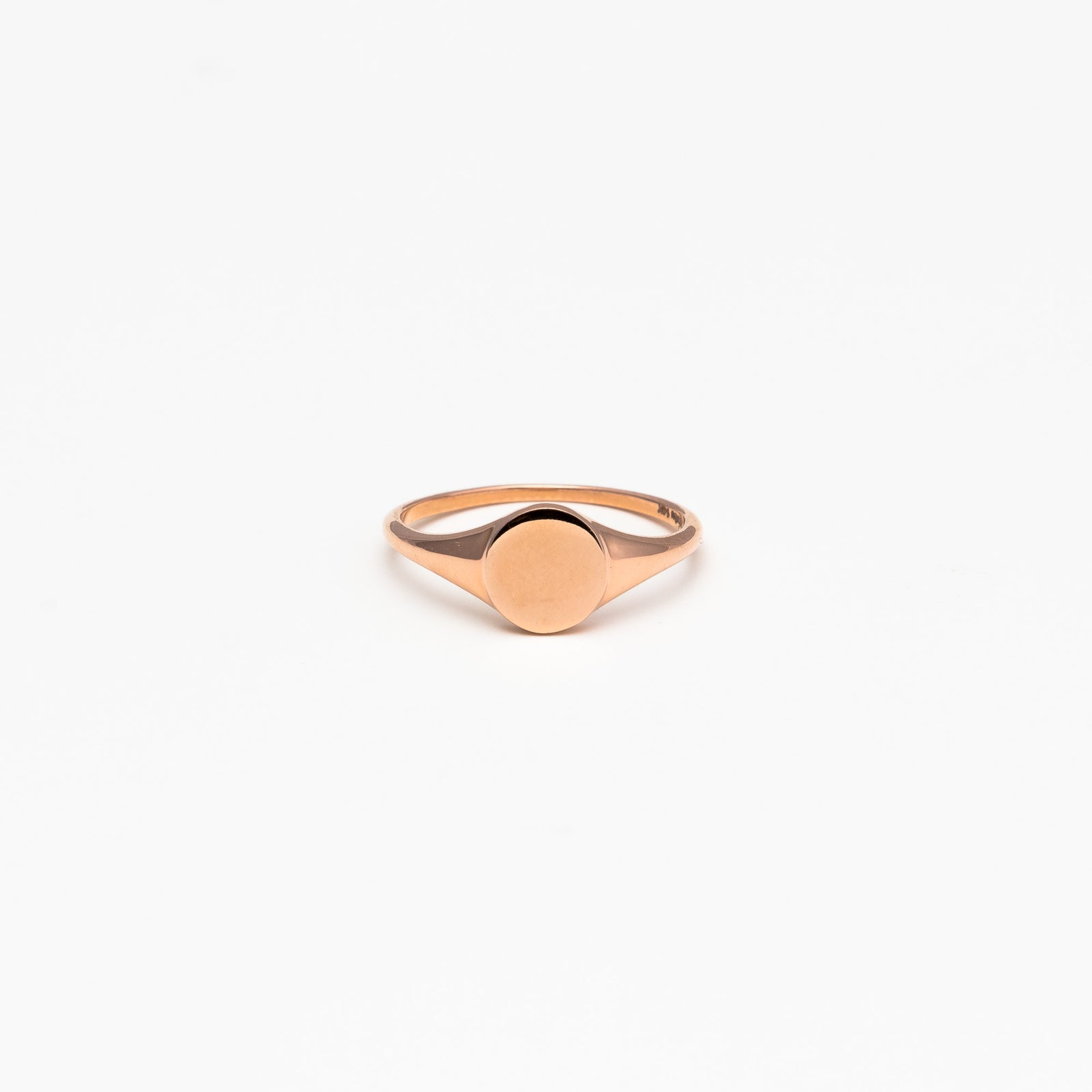 Signet ring