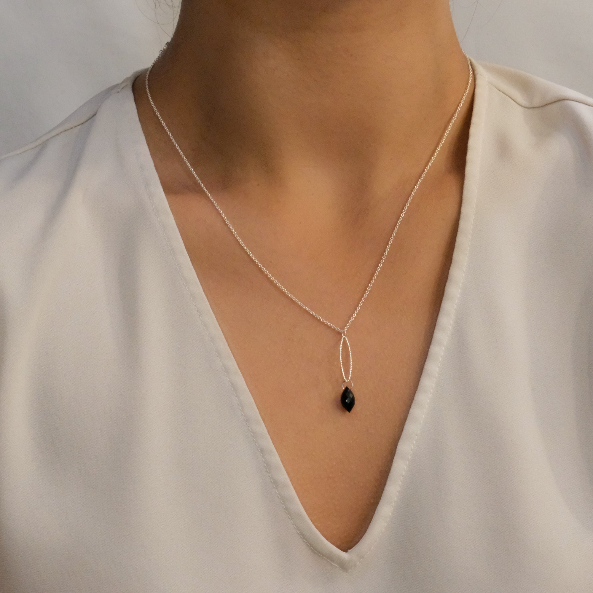 farah necklace