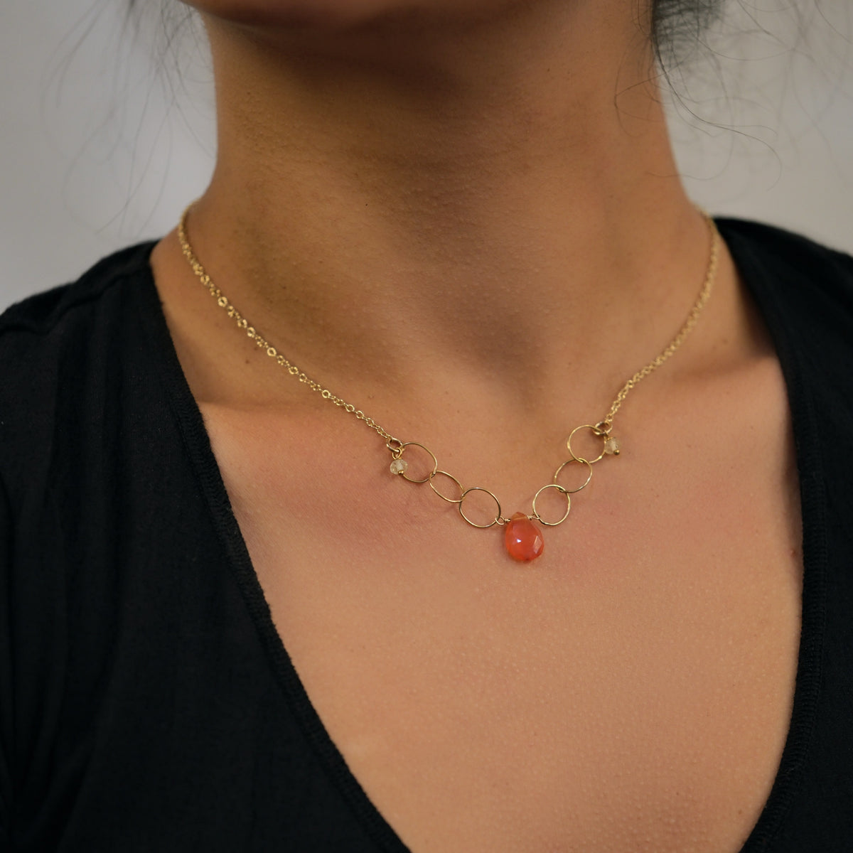 Aina necklace