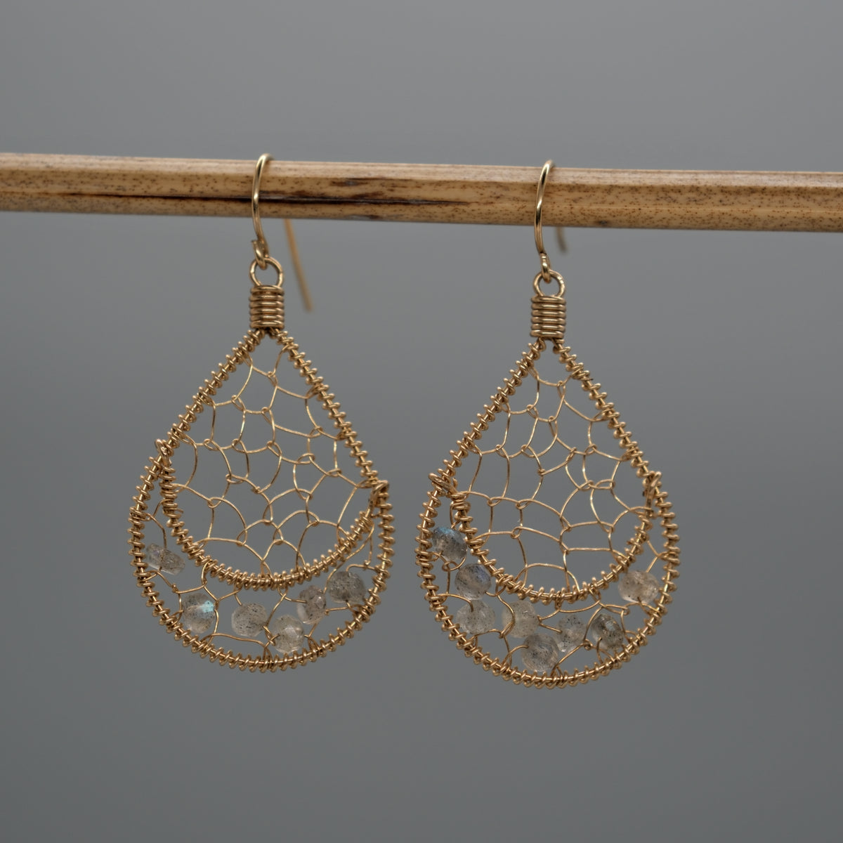 nia earrings