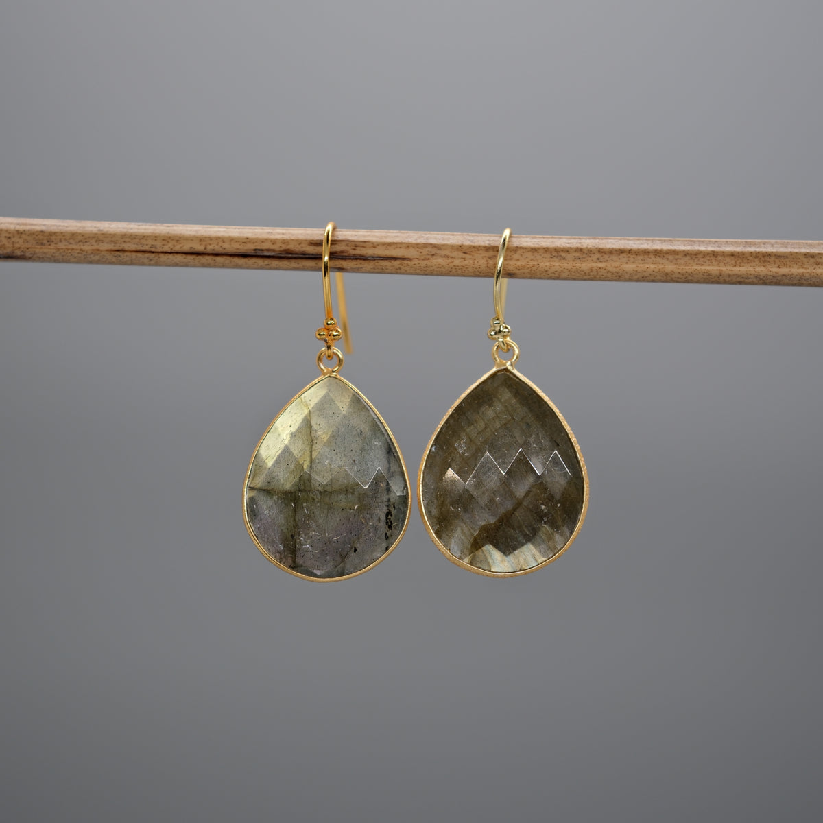 Teardrop earrings