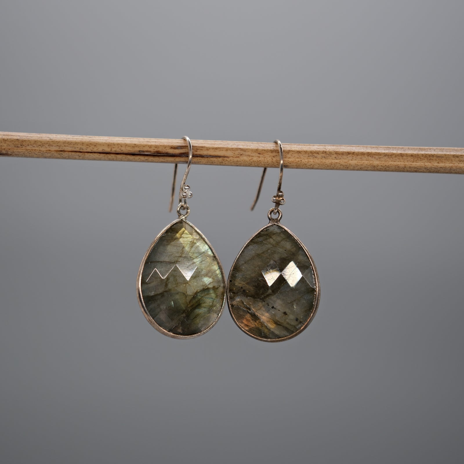 Teardrop earrings