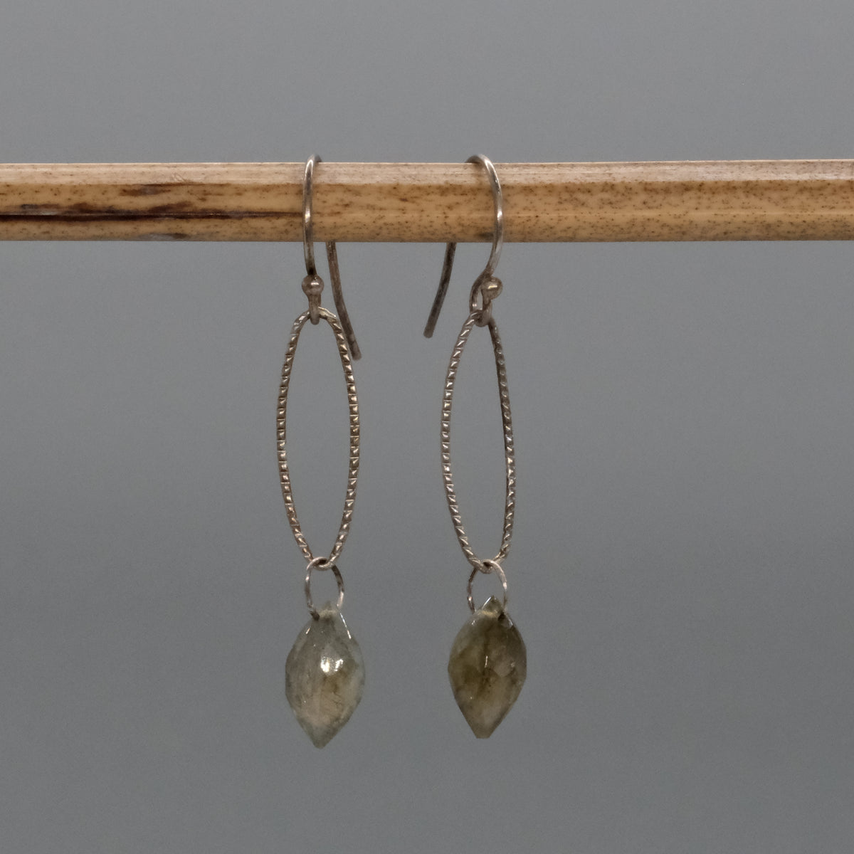 farah earrings