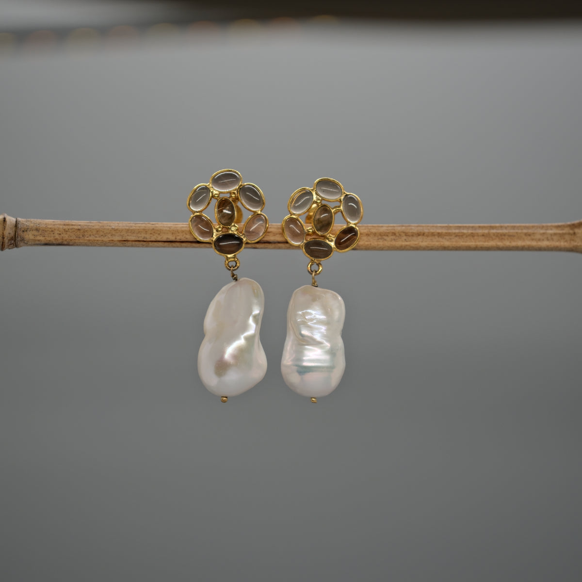 veda earrings