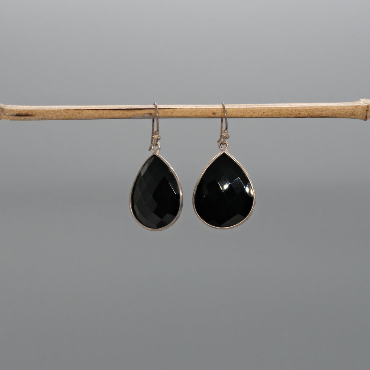 Teardrop earrings