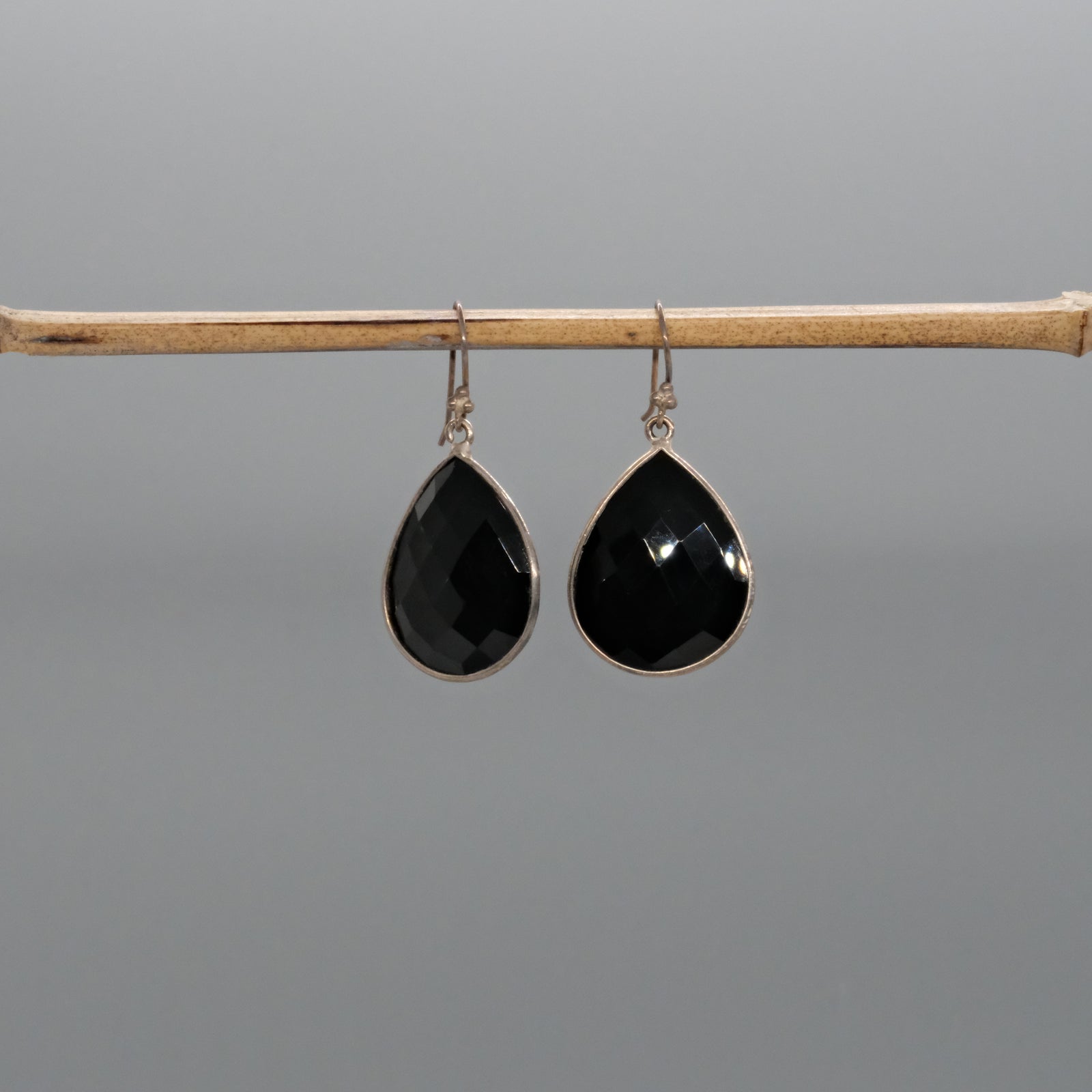 Teardrop earrings