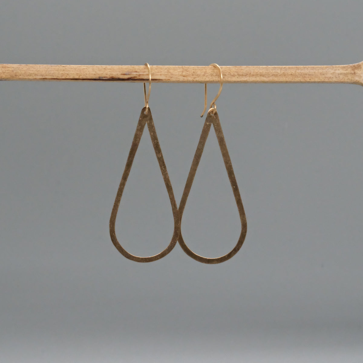 TEARDROP EARRINGS