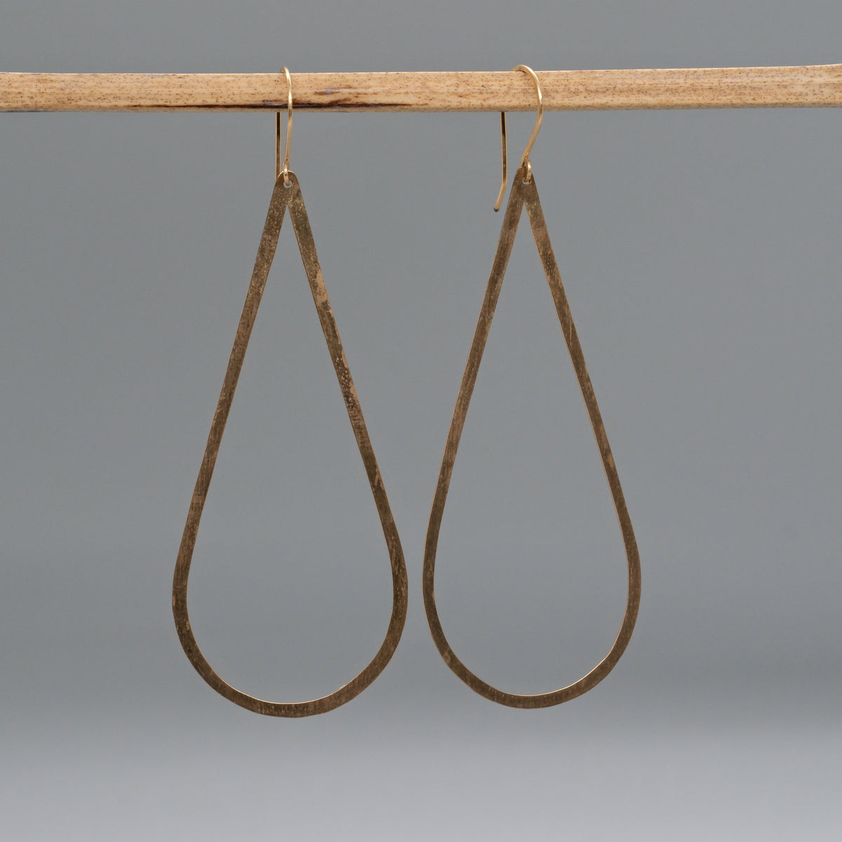 TEARDROP EARRINGS
