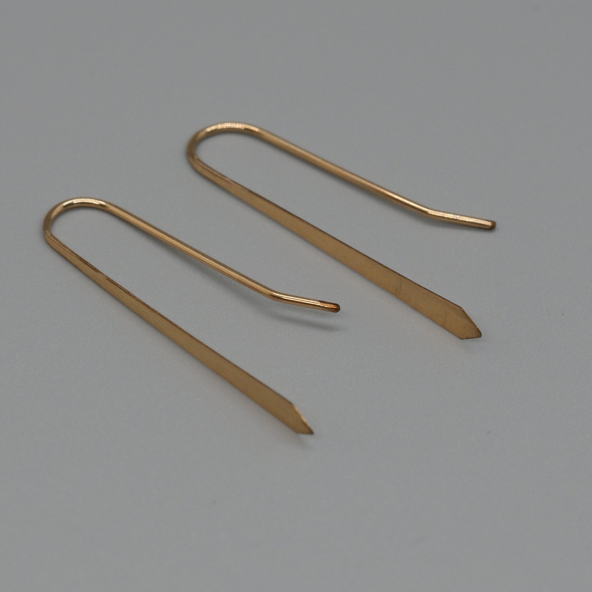ARROW HOOP EARRINGS