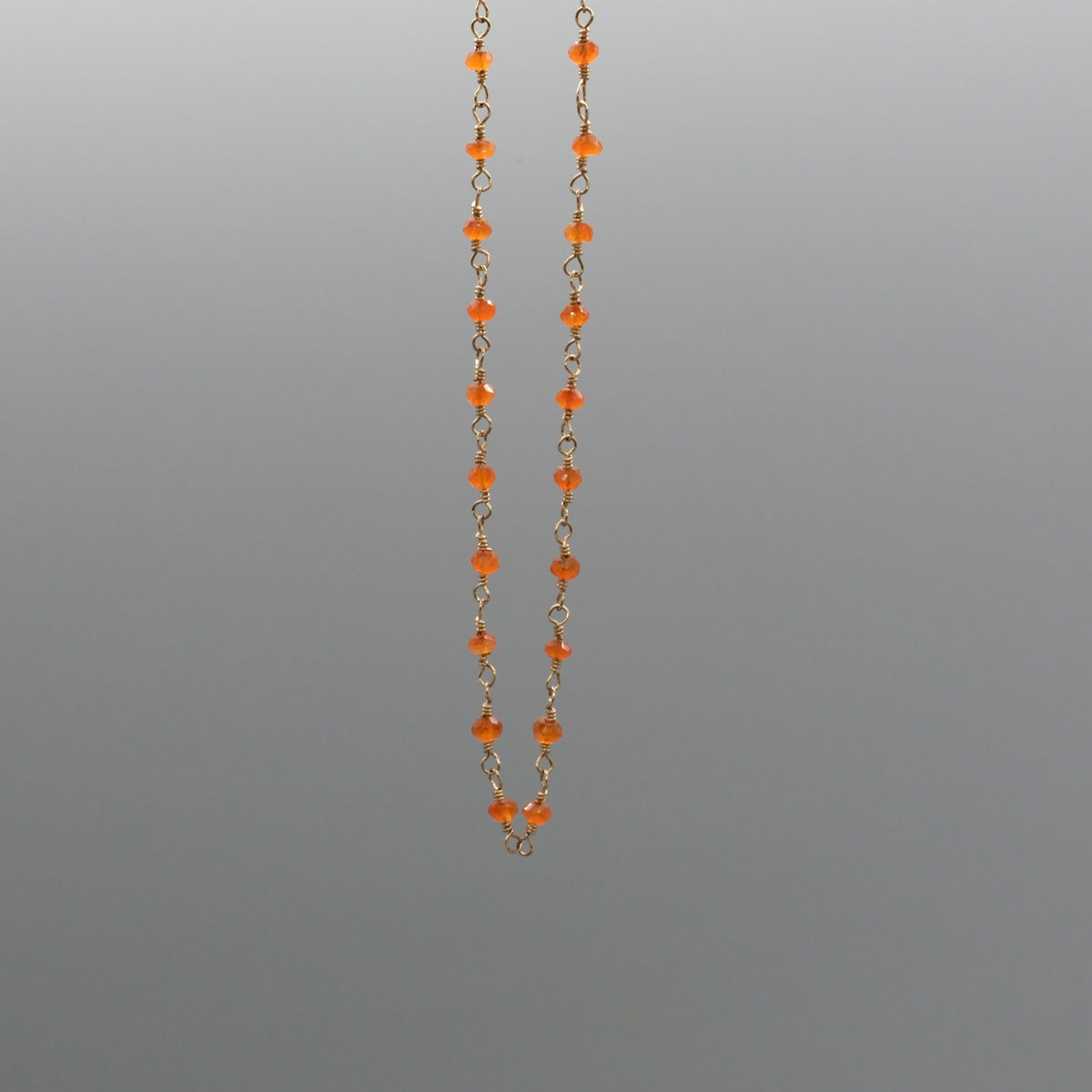 AMIRA CHOKER NECKLACE