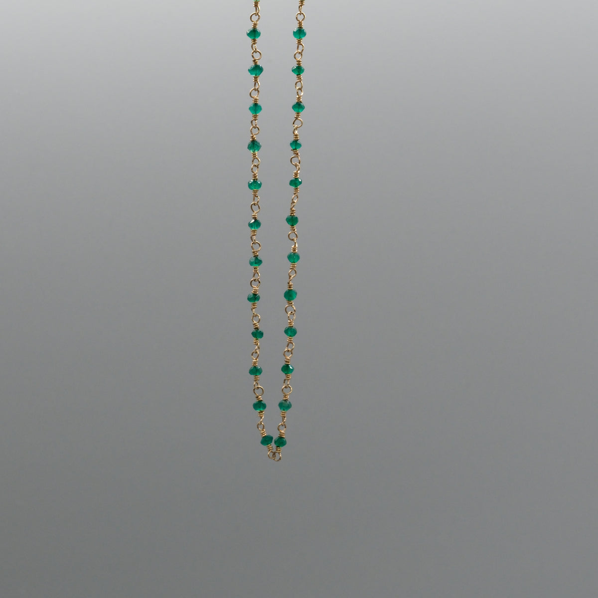 AMIRA CHOKER NECKLACE