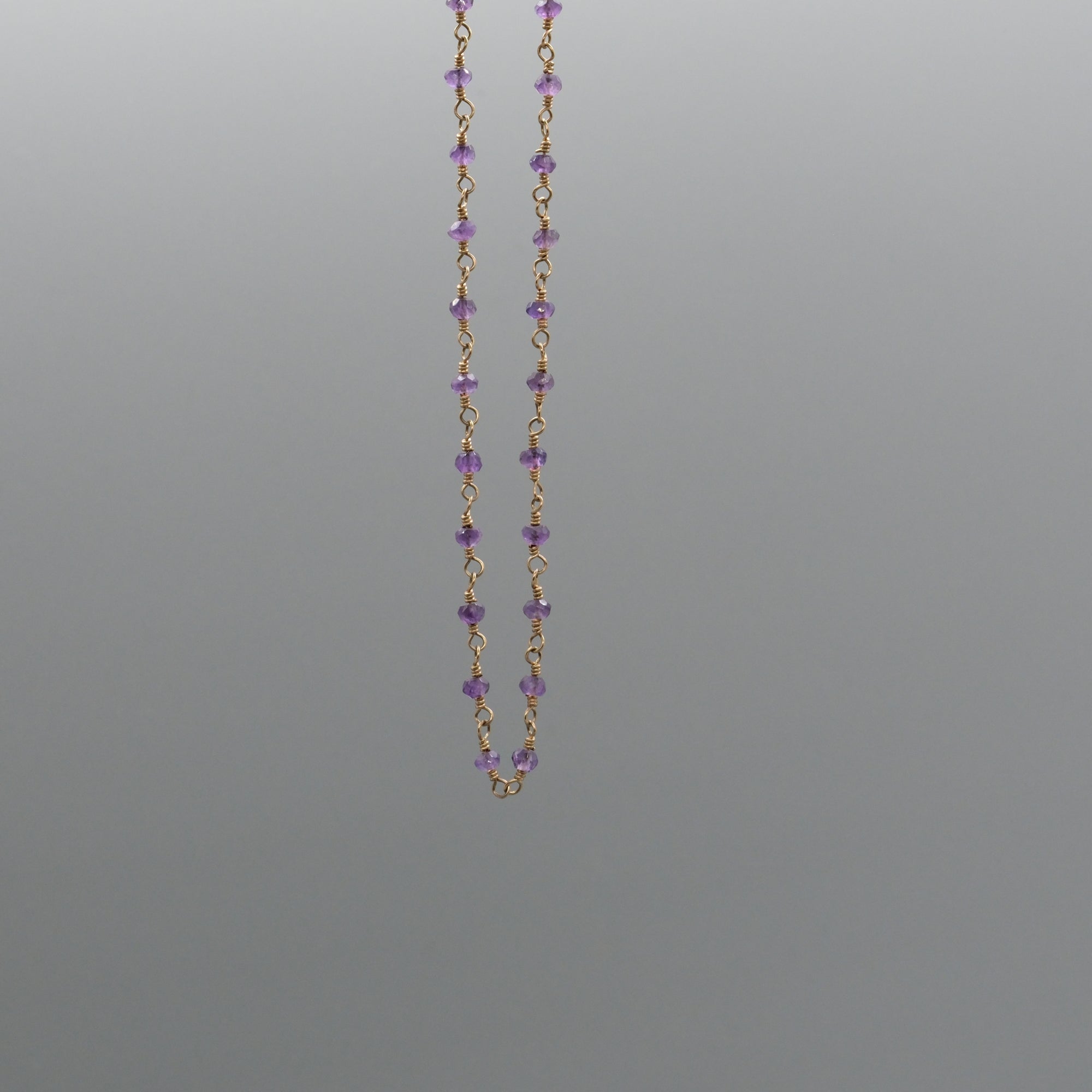 AMIRA CHOKER NECKLACE