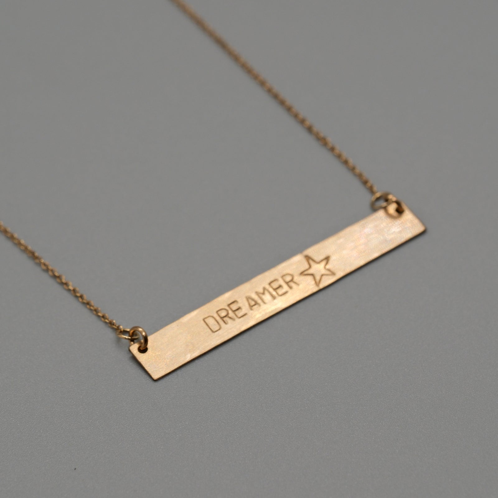 dreamer bar necklace