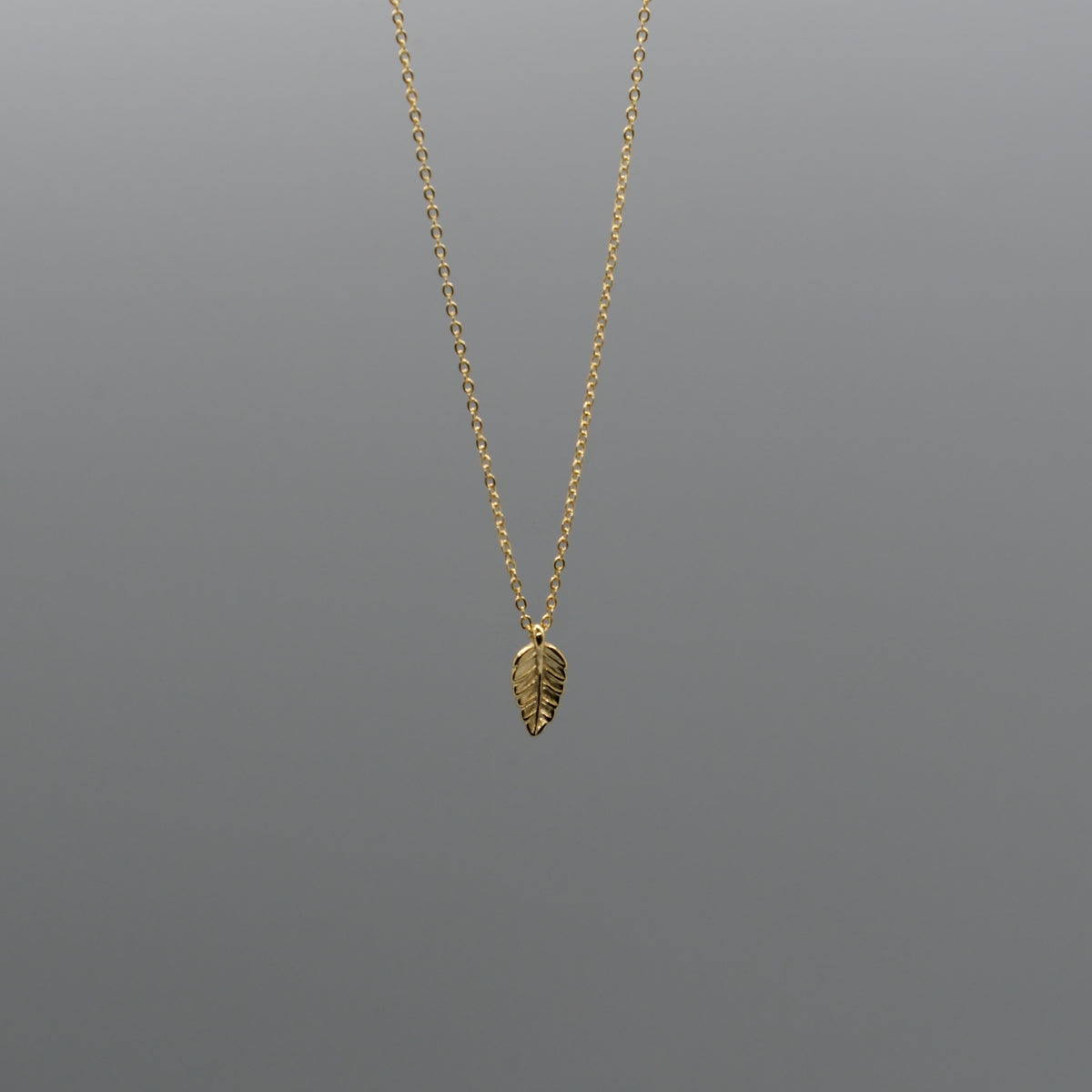 little leaf necklace