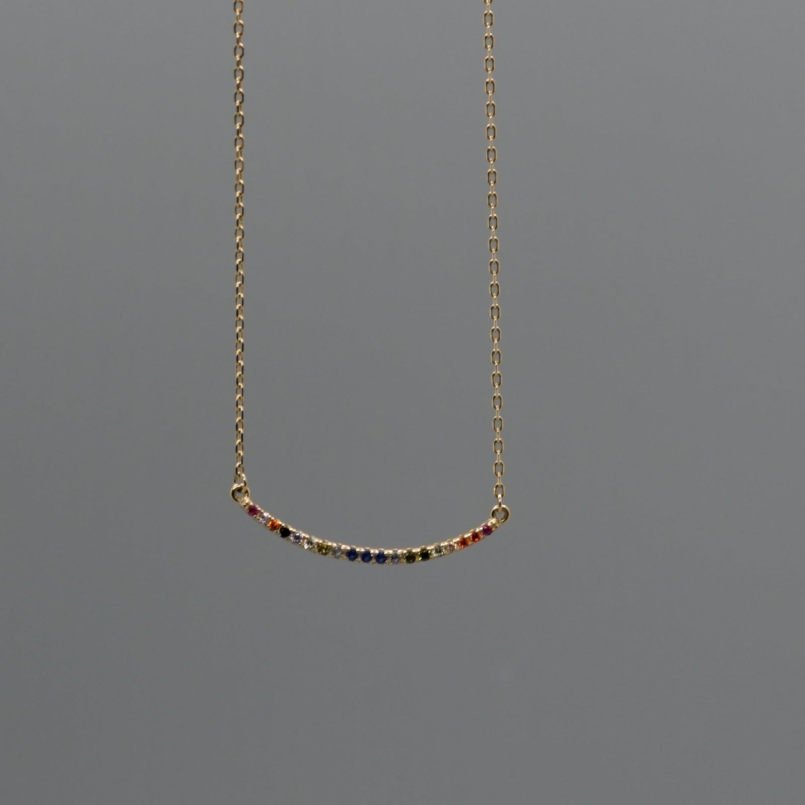 curved bar necklace