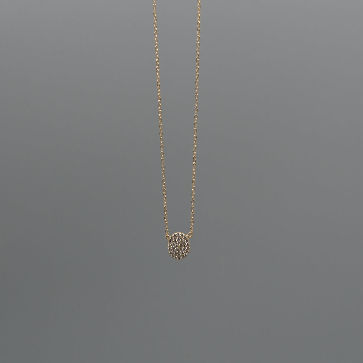 Pave&#39; oval necklace