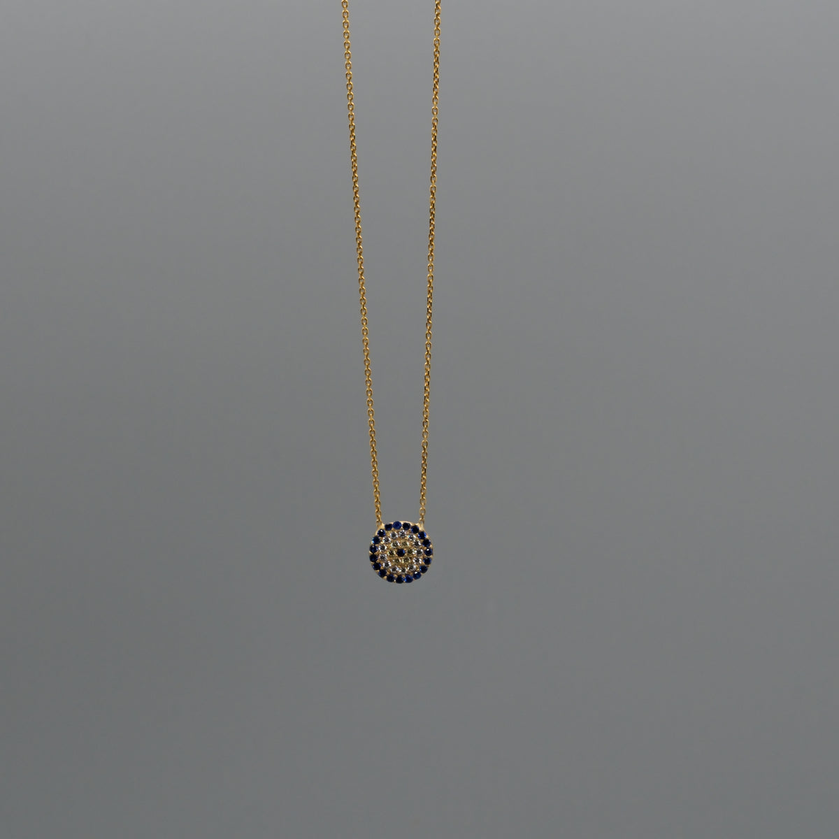 Round eye necklace