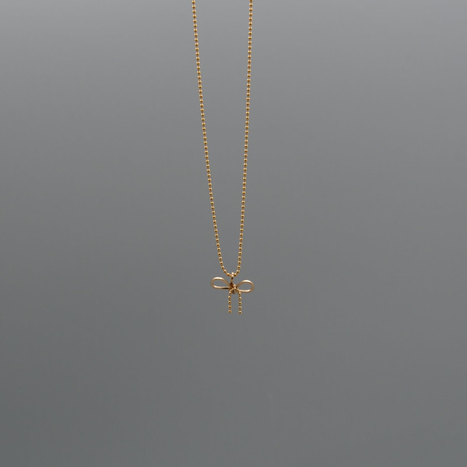 bow necklace