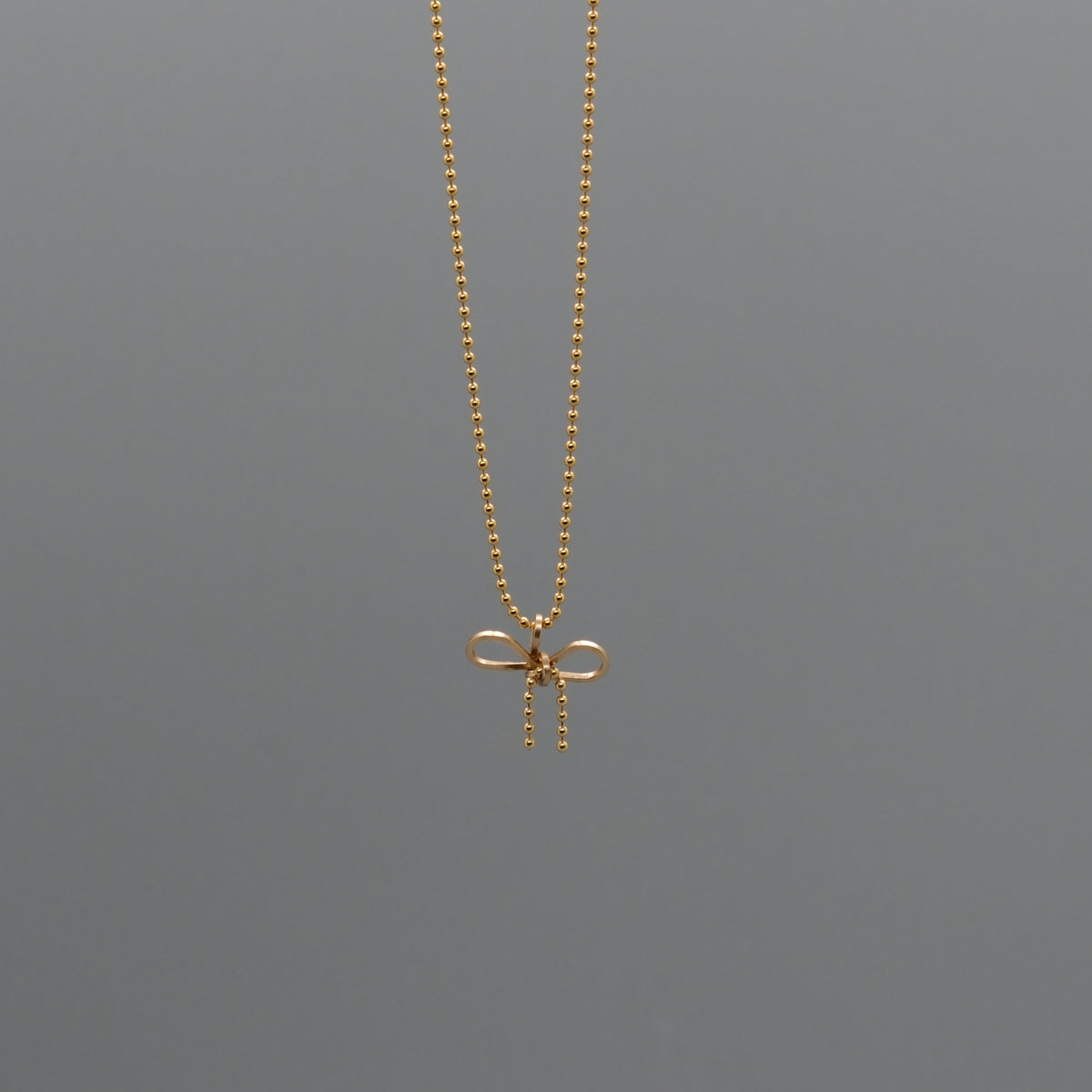 bow necklace