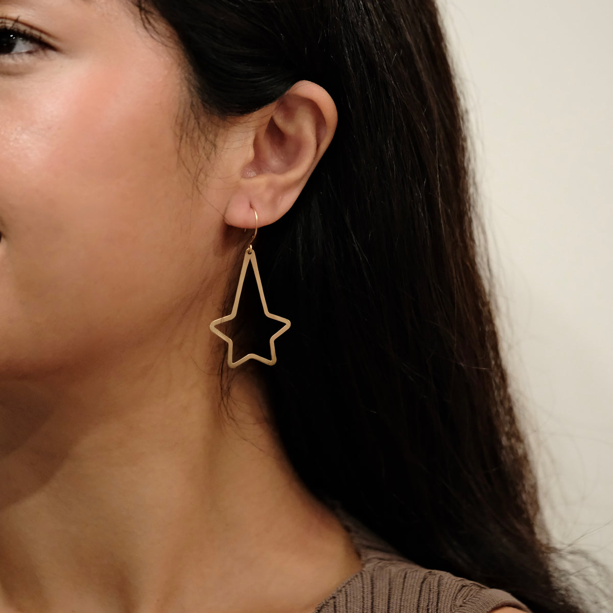 STAR EARRINGS