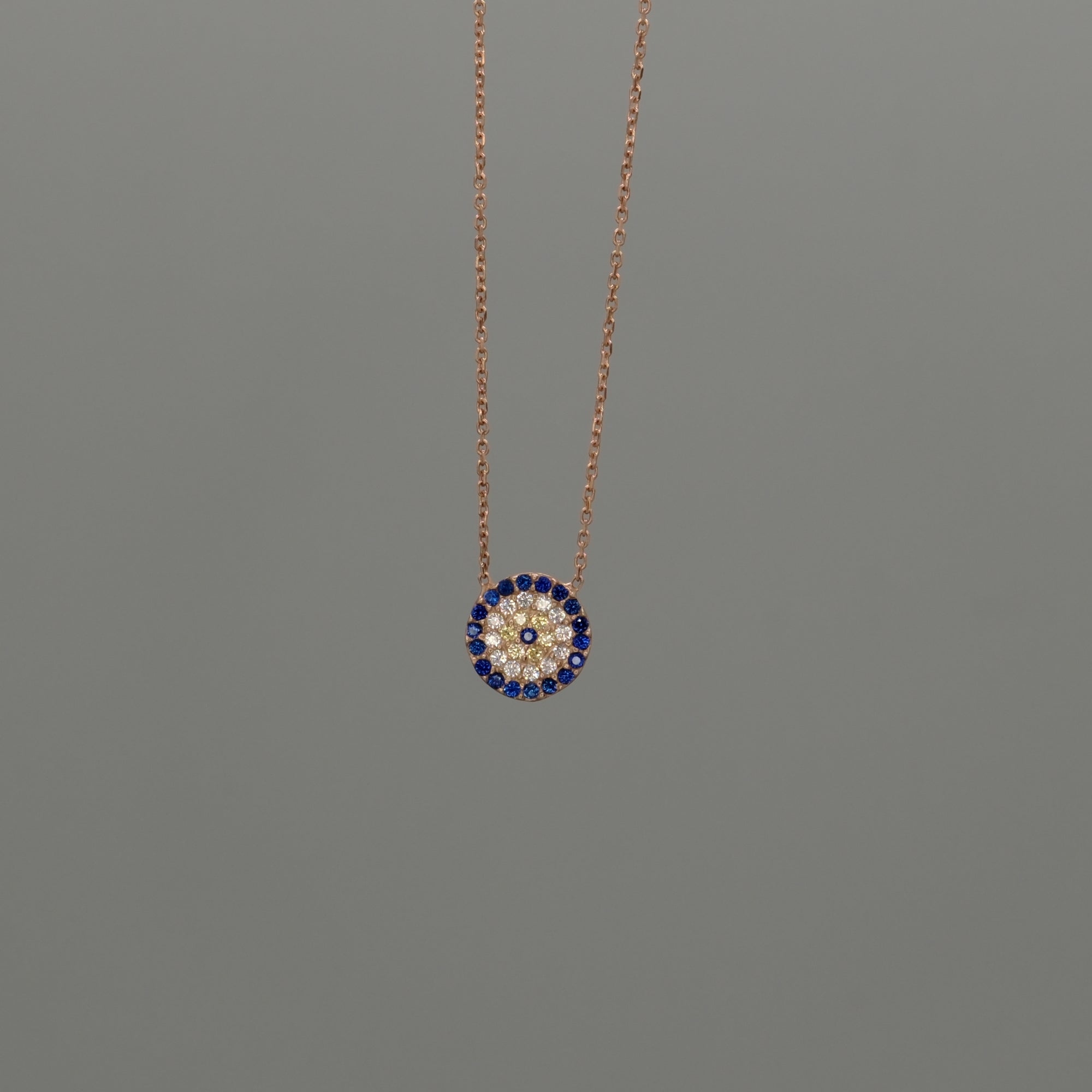 Round eye necklace
