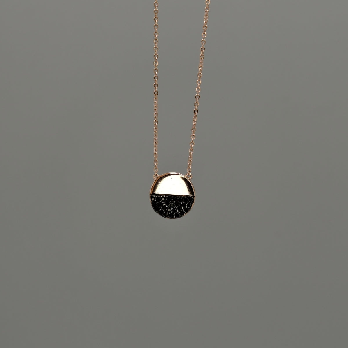 midnight horizon necklace