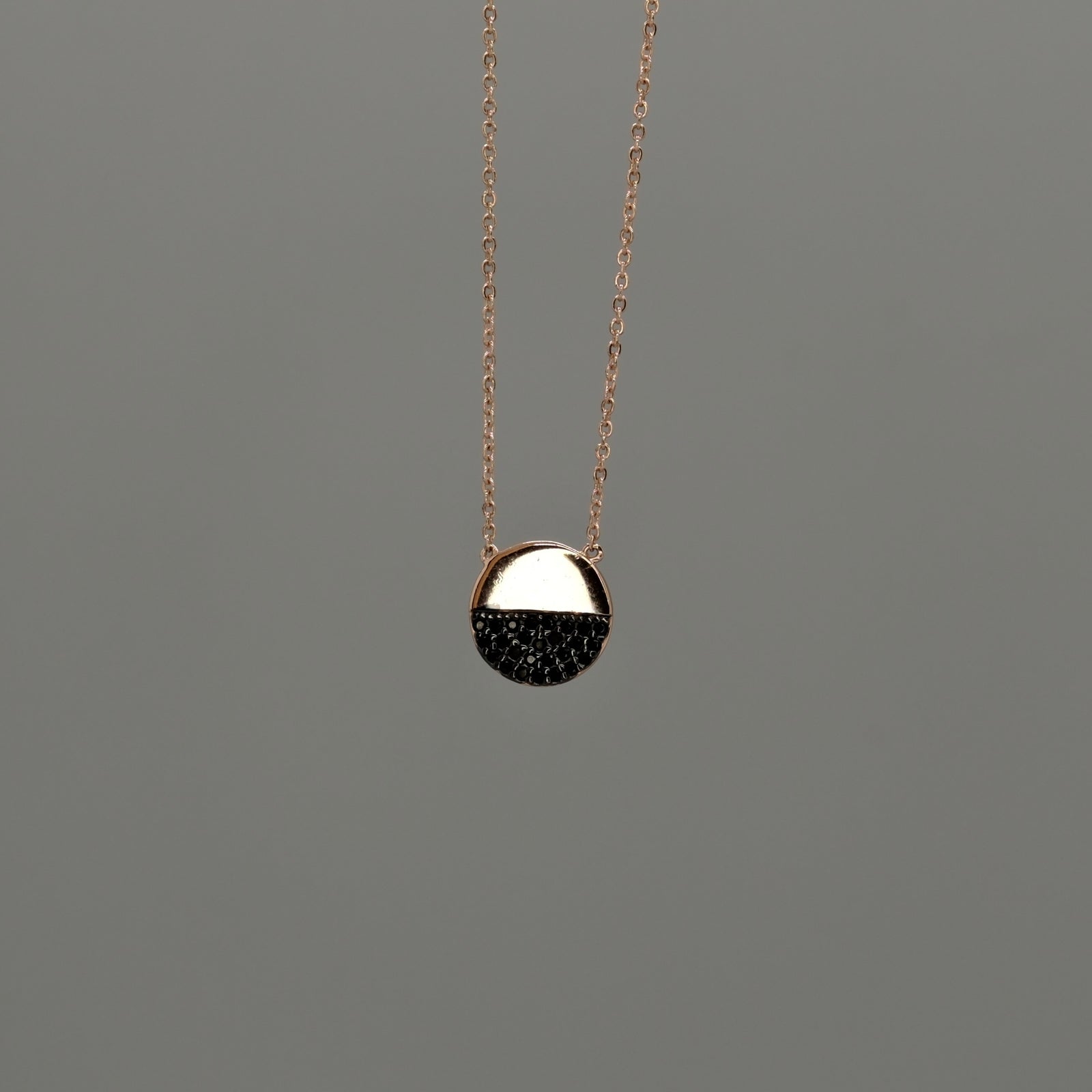 midnight horizon necklace