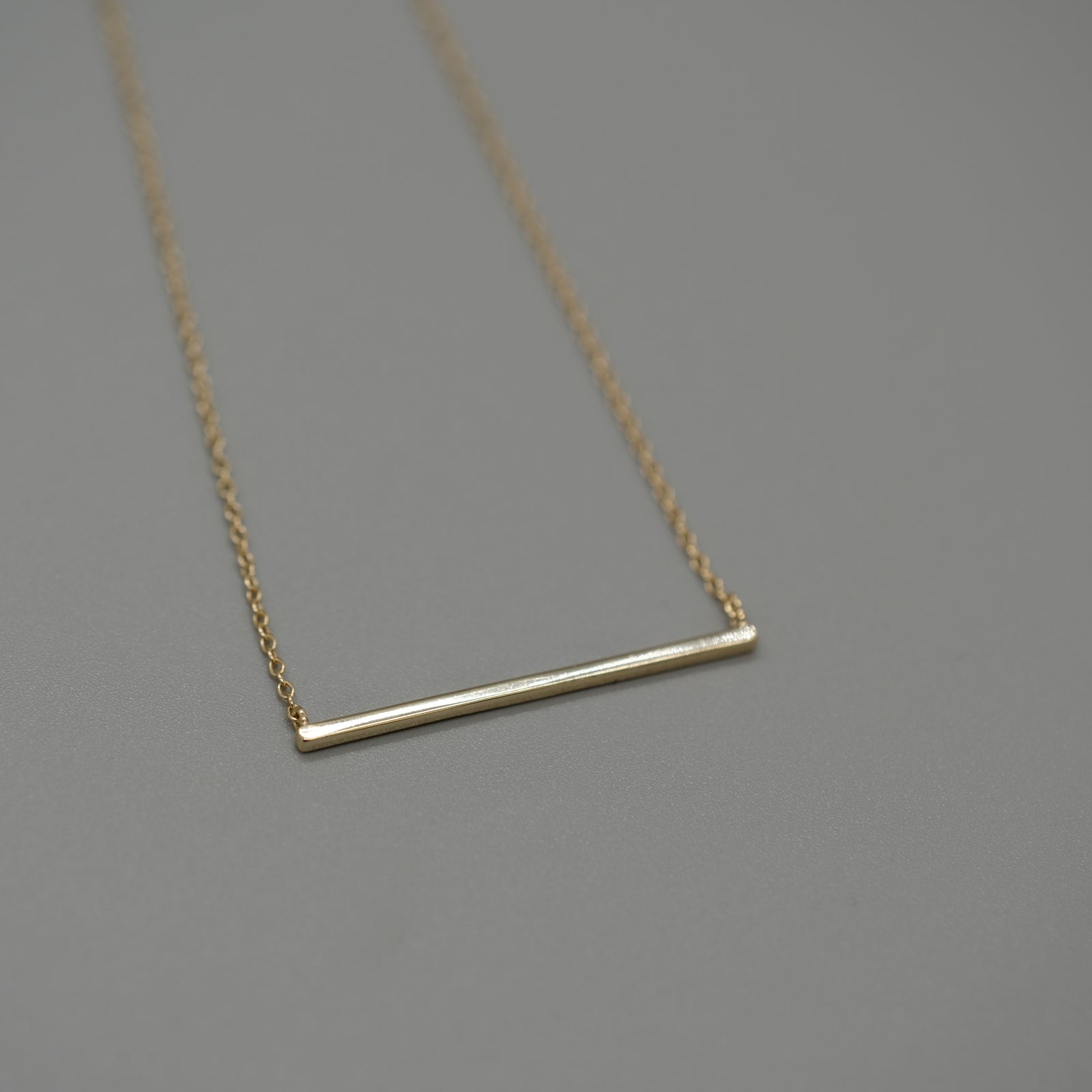 plain large bar necklace