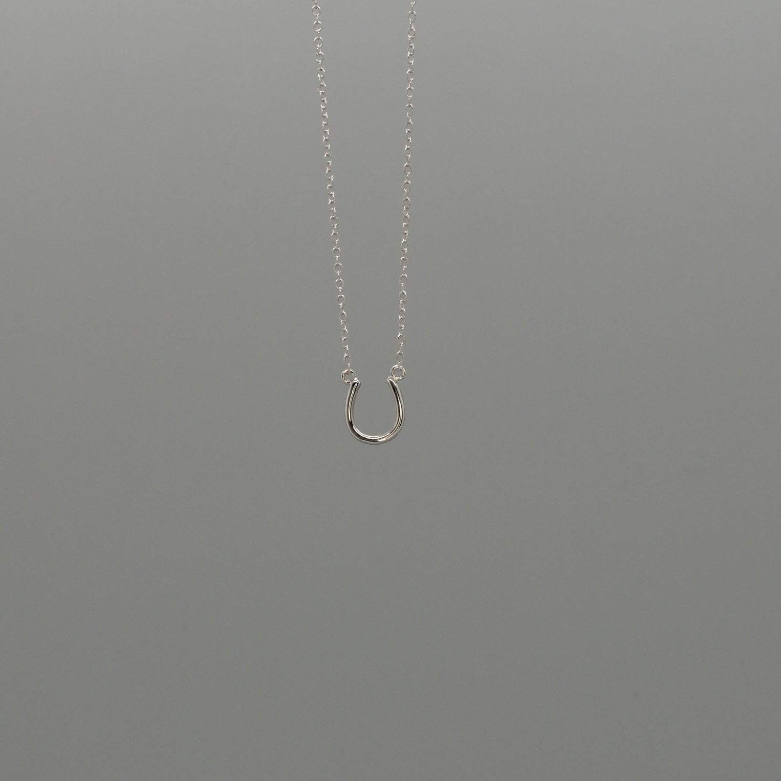 Plain Horse Shoe Necklace