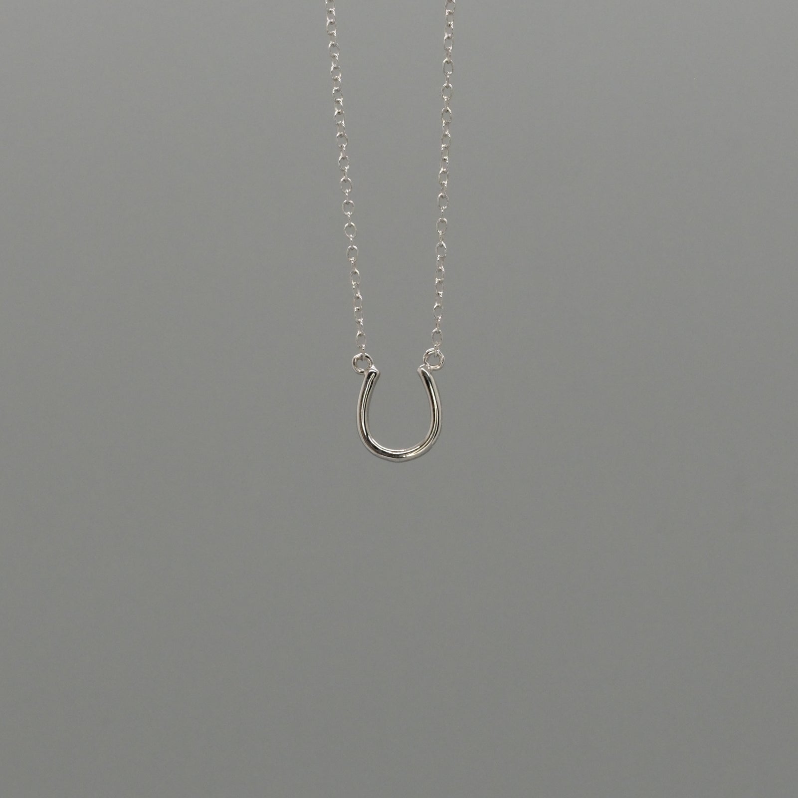 Plain Horse Shoe Necklace