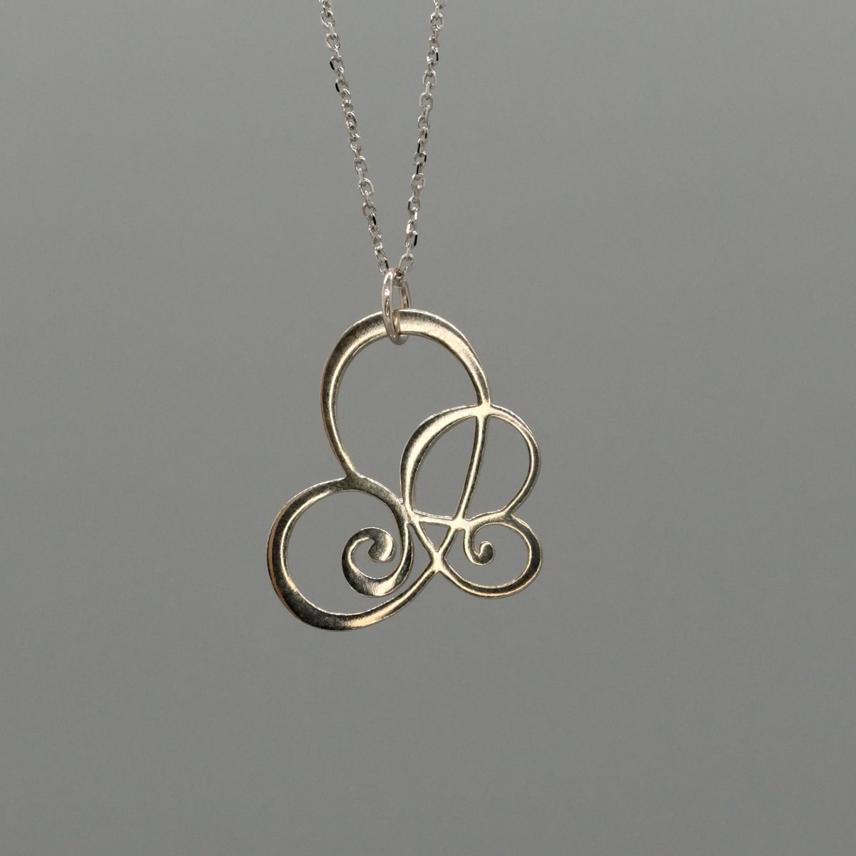 Butterlfy flutter necklace