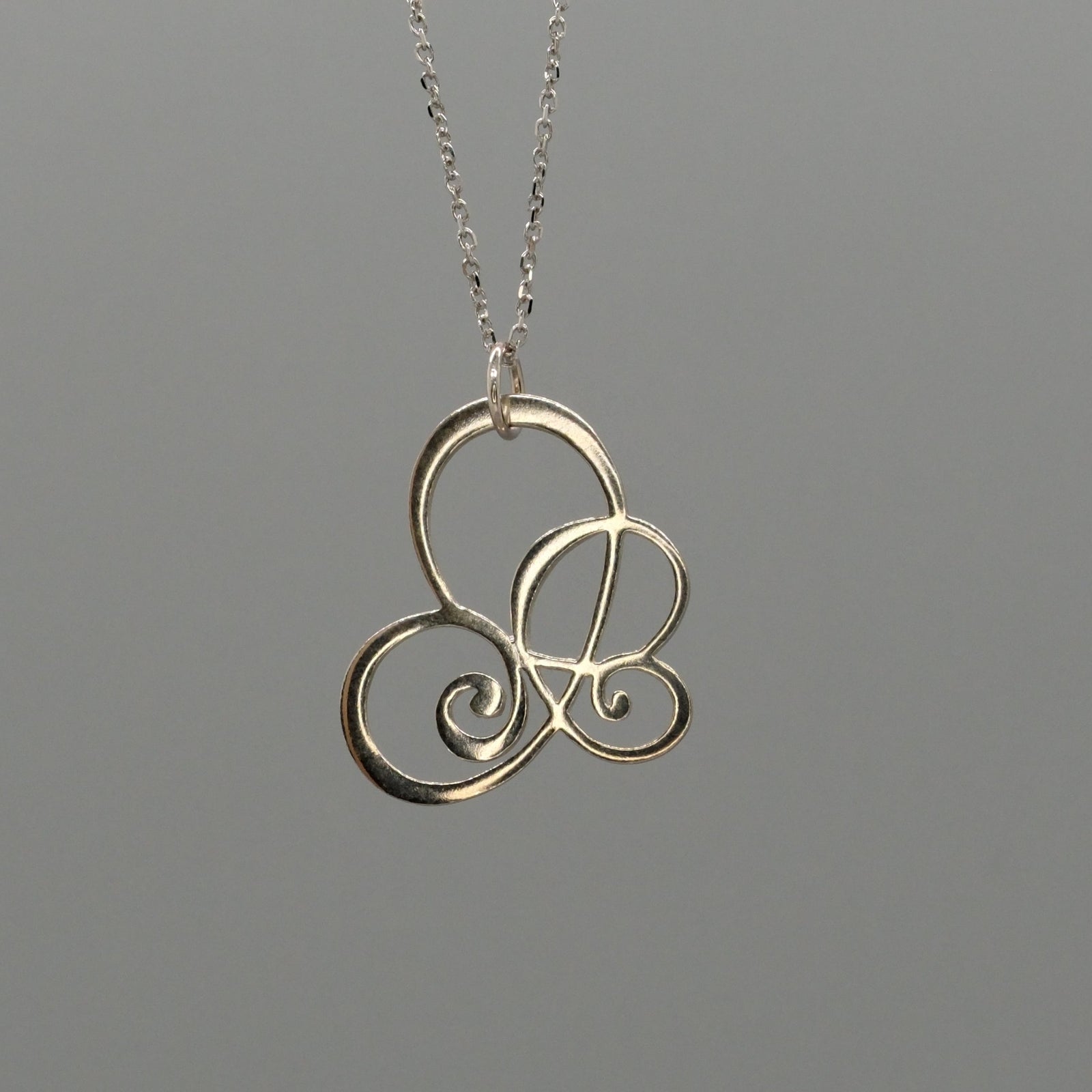 Butterlfy flutter necklace