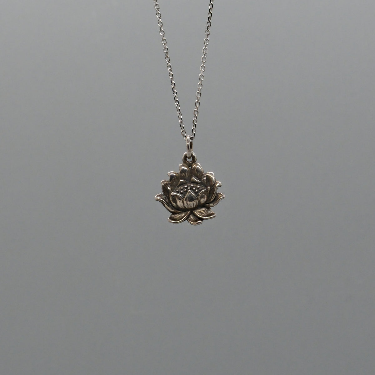 blooming lotus necklace