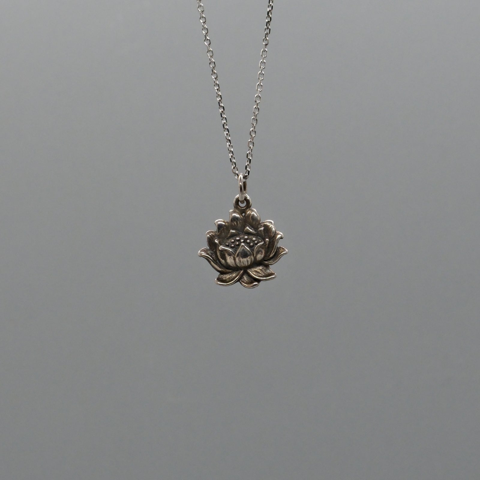 blooming lotus necklace