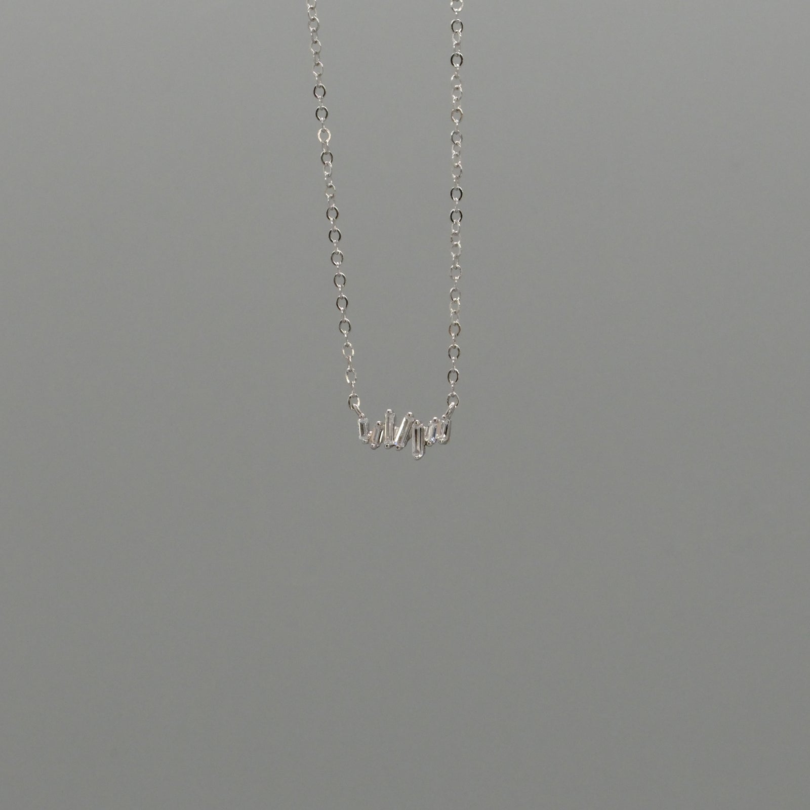 hua necklace