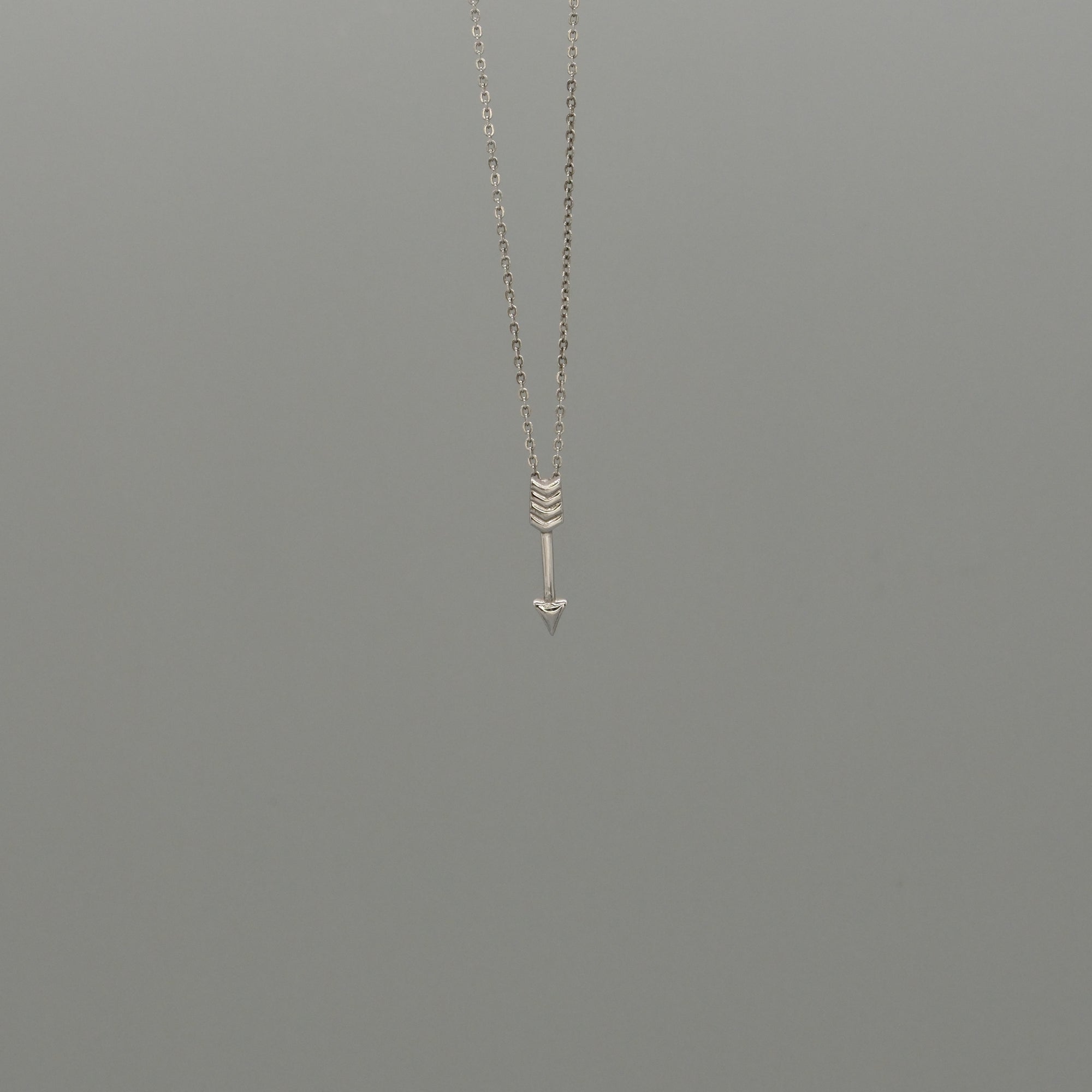 mini plain arrow necklace
