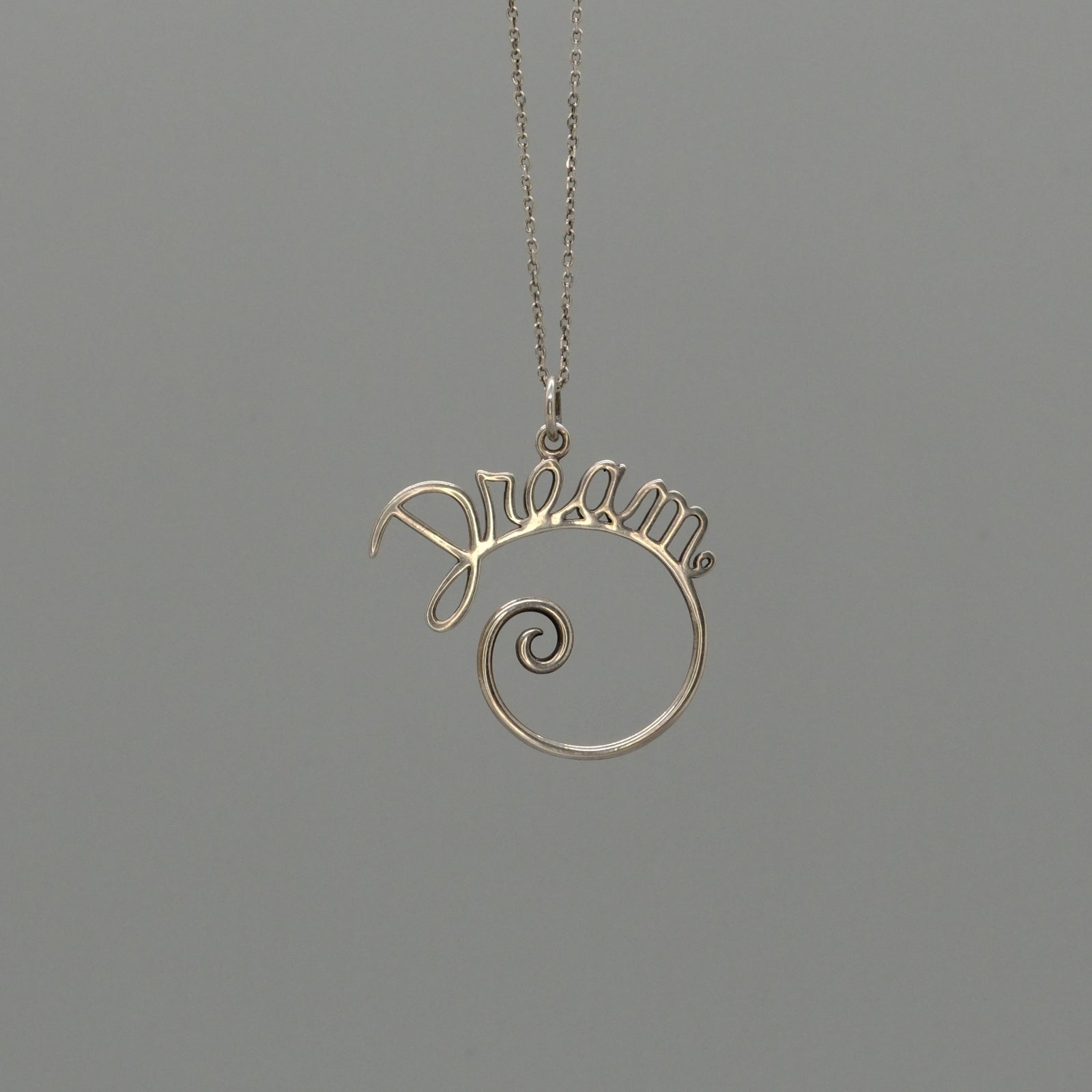 dream loop necklace