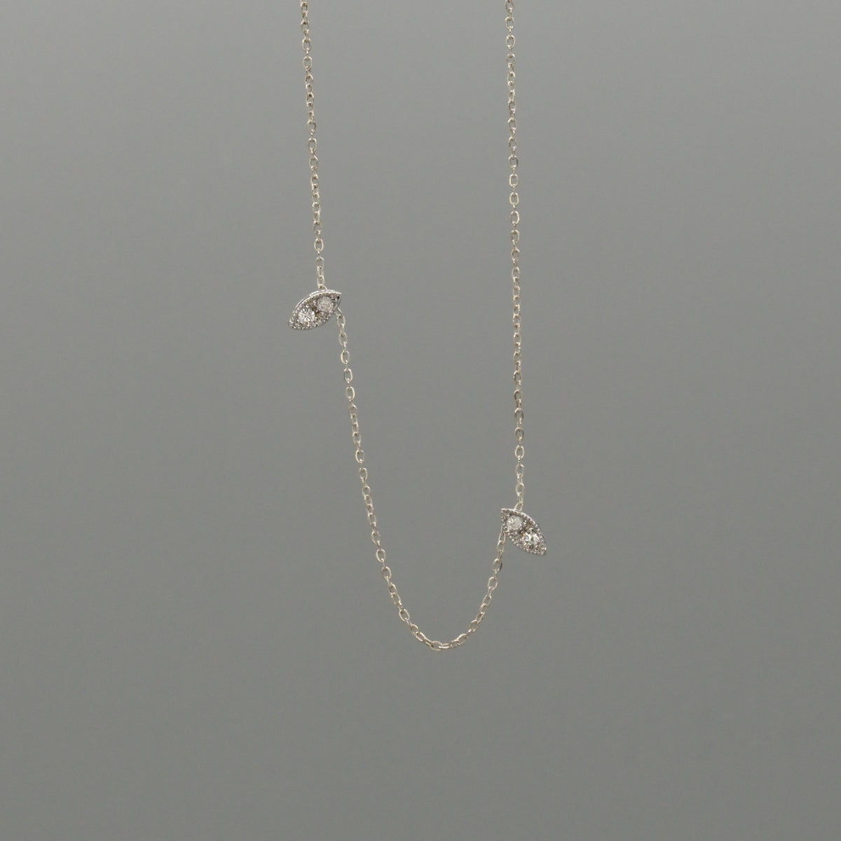 Dosiris collar necklace