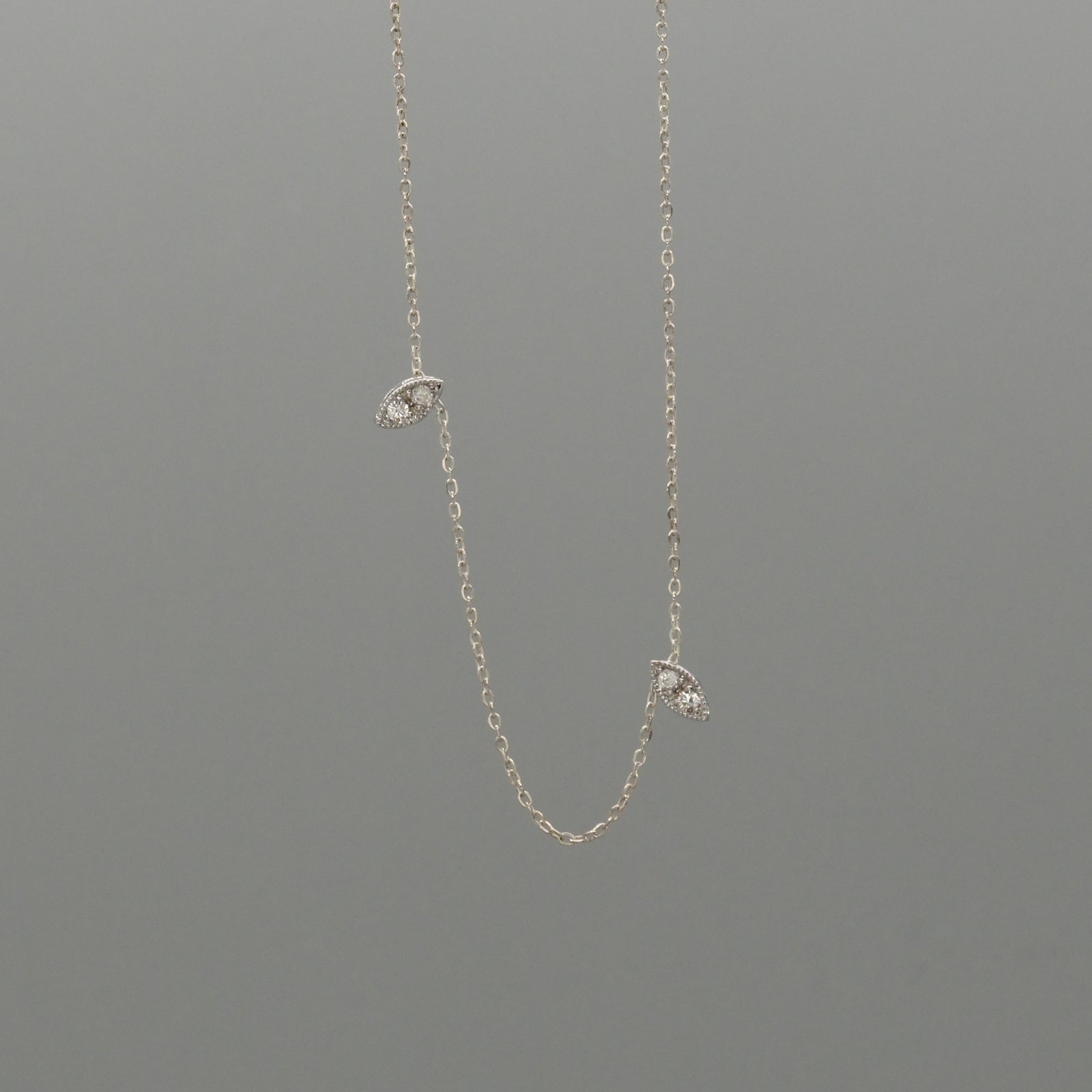 Dosiris collar necklace