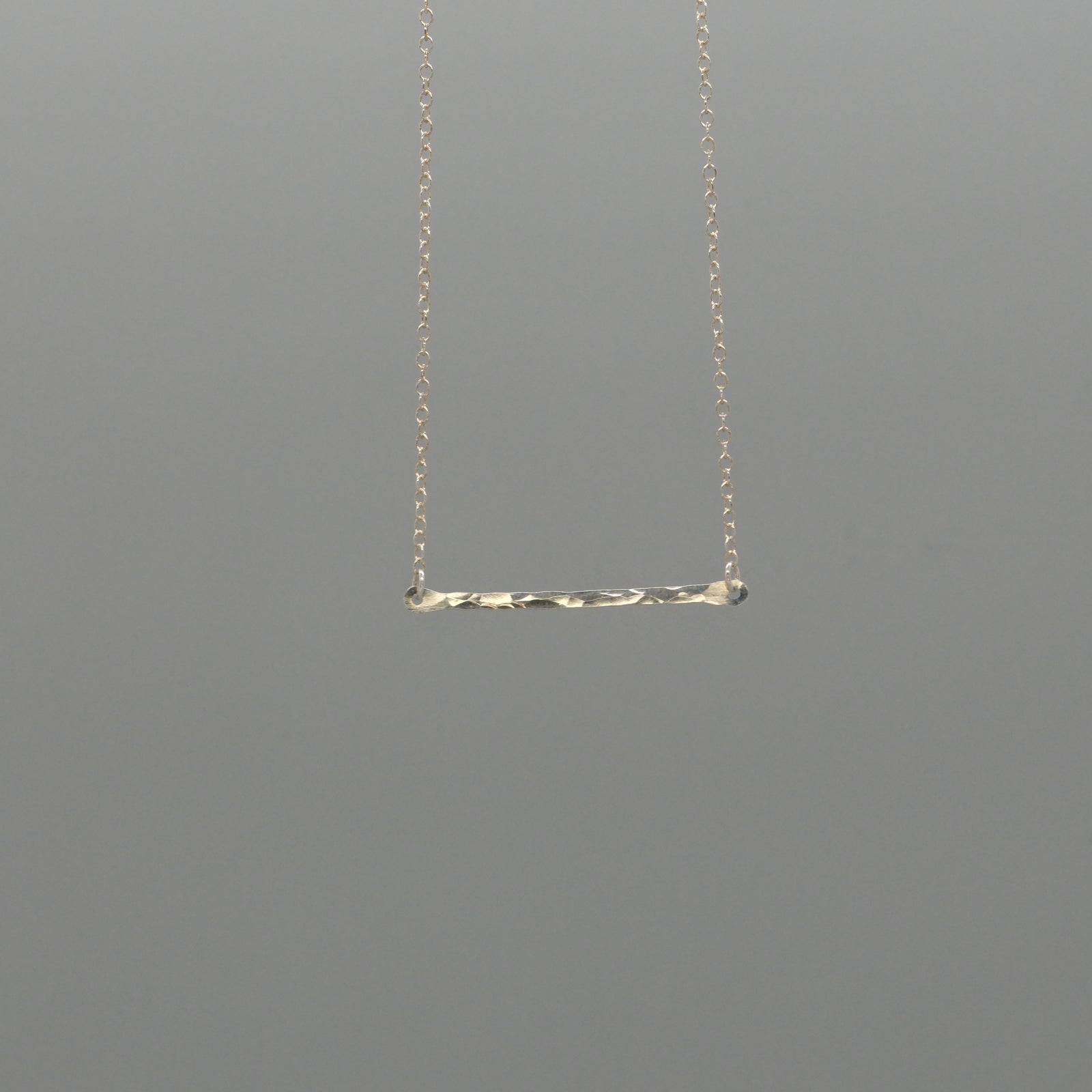 Hammered gold bar necklace